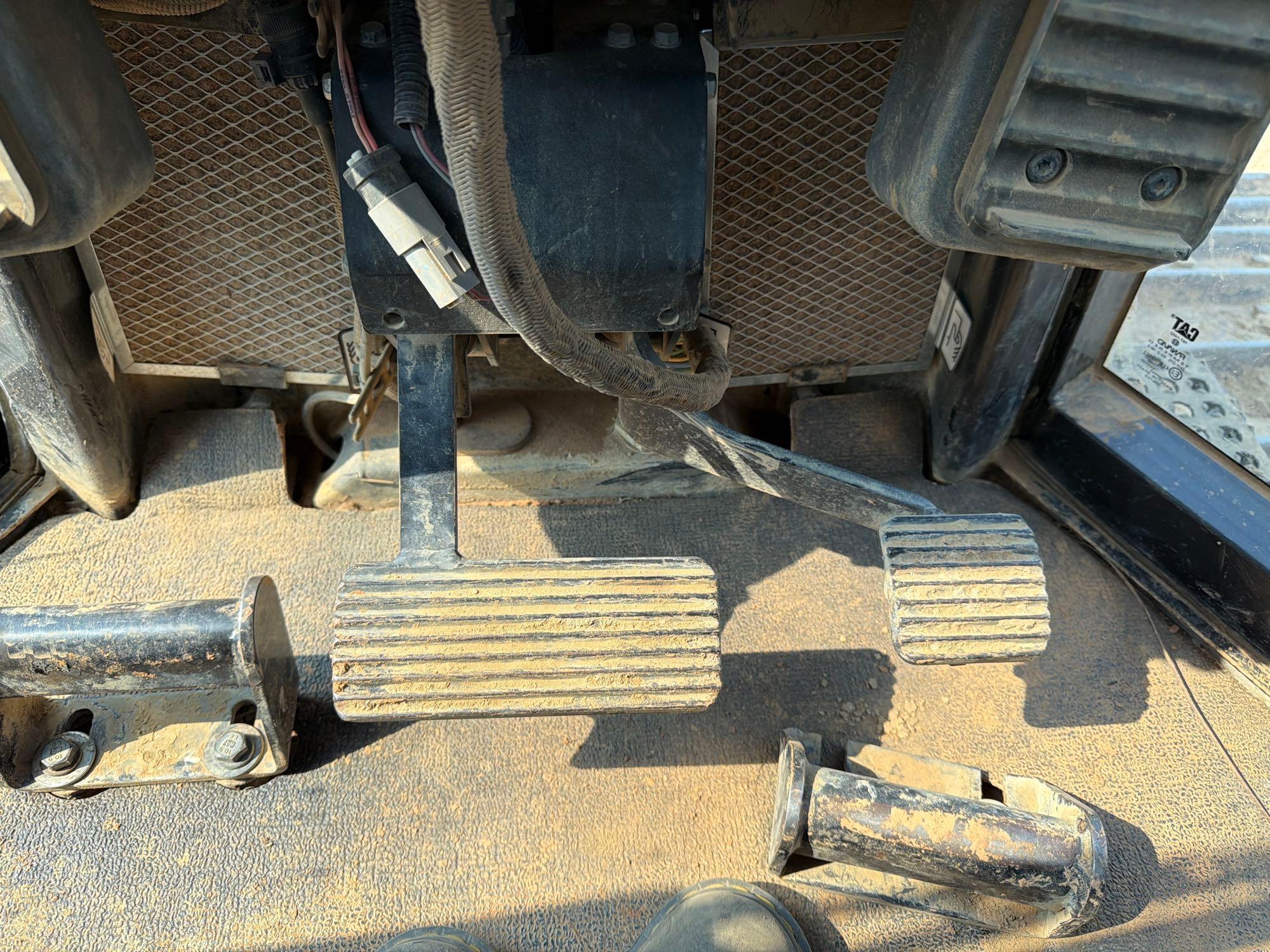 2020 Caterpillar D6N LGP