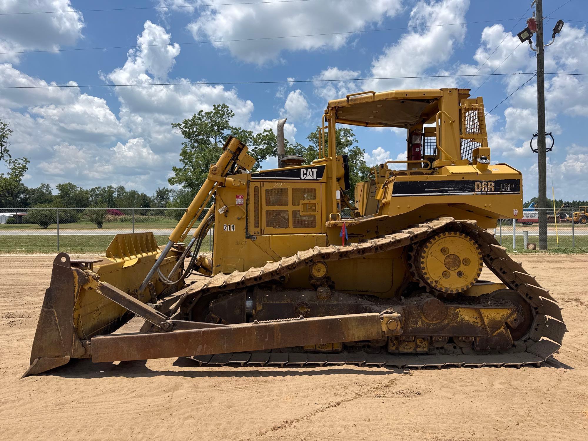 2006 Caterpillar D6R LGP