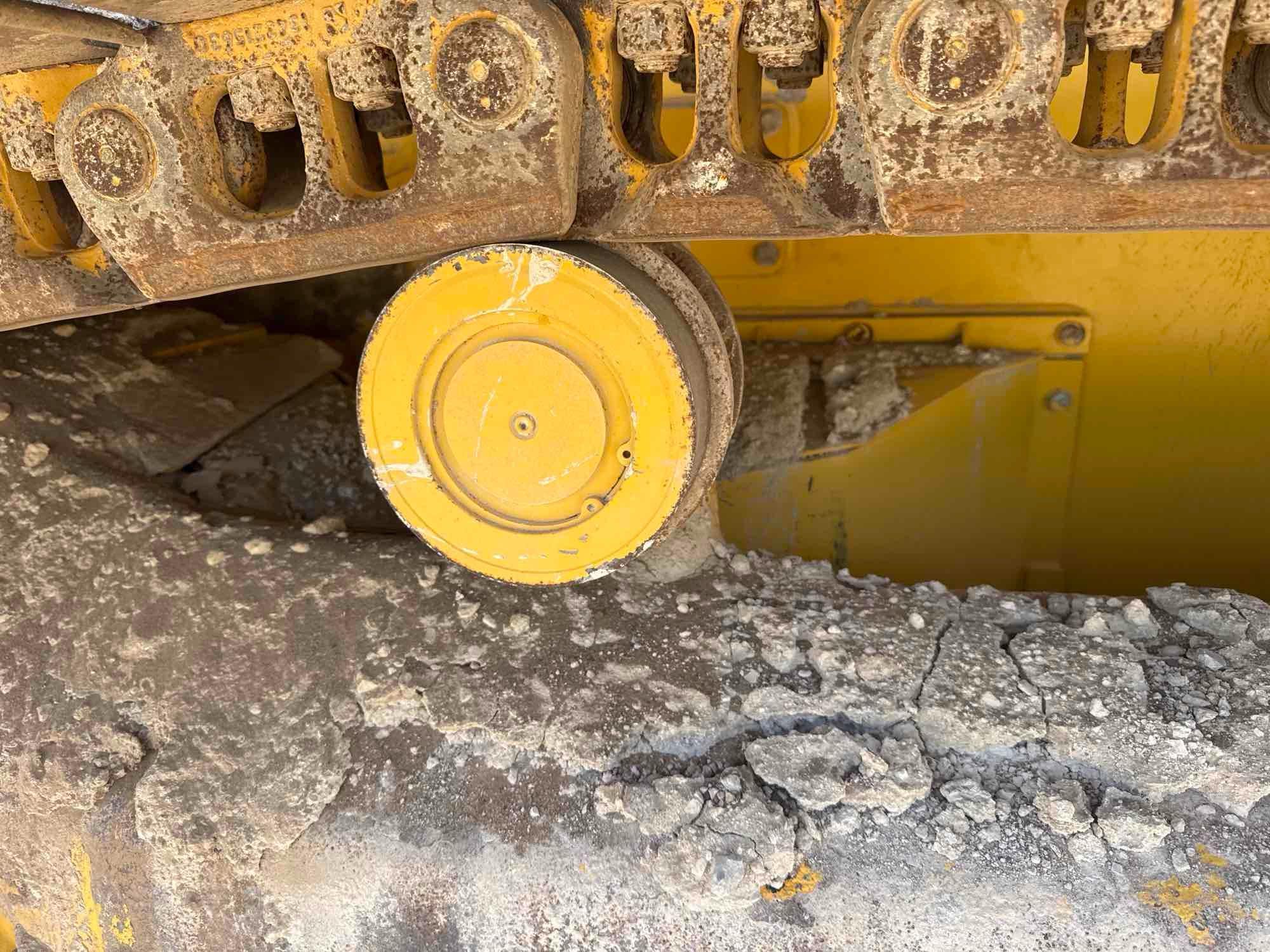 2023 Komatsu D61PX