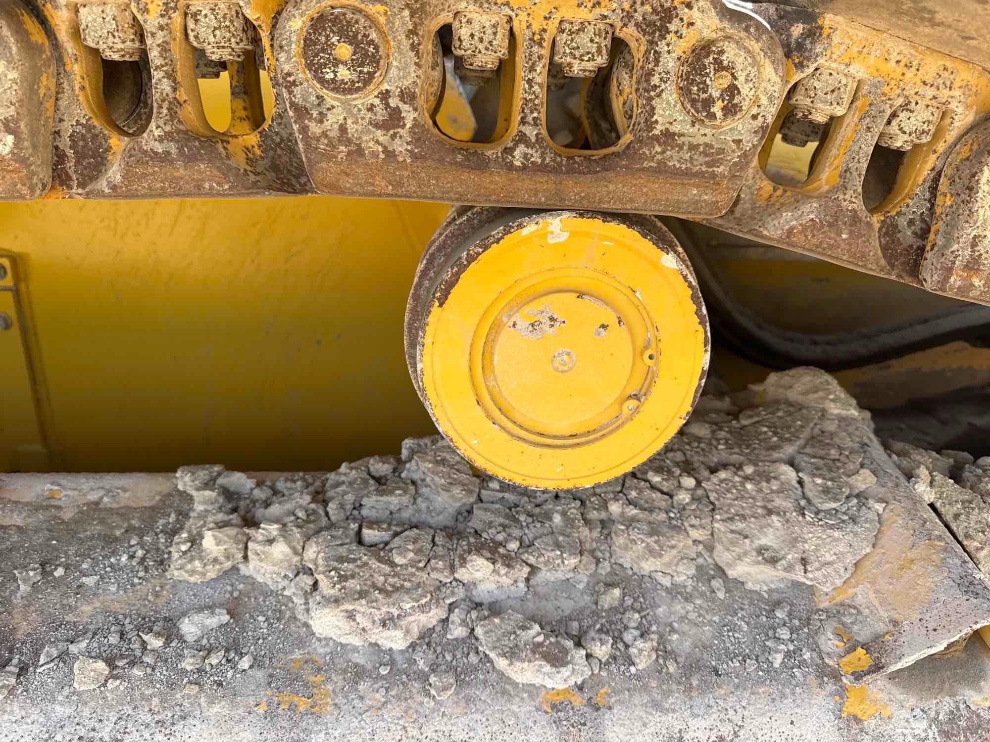 2023 Komatsu D61PX