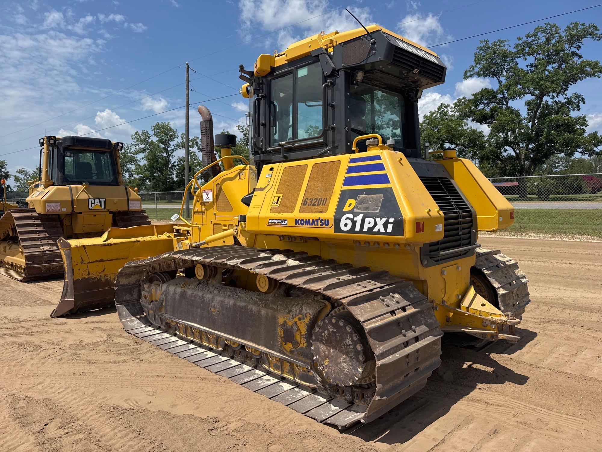 2023 Komatsu D61PX