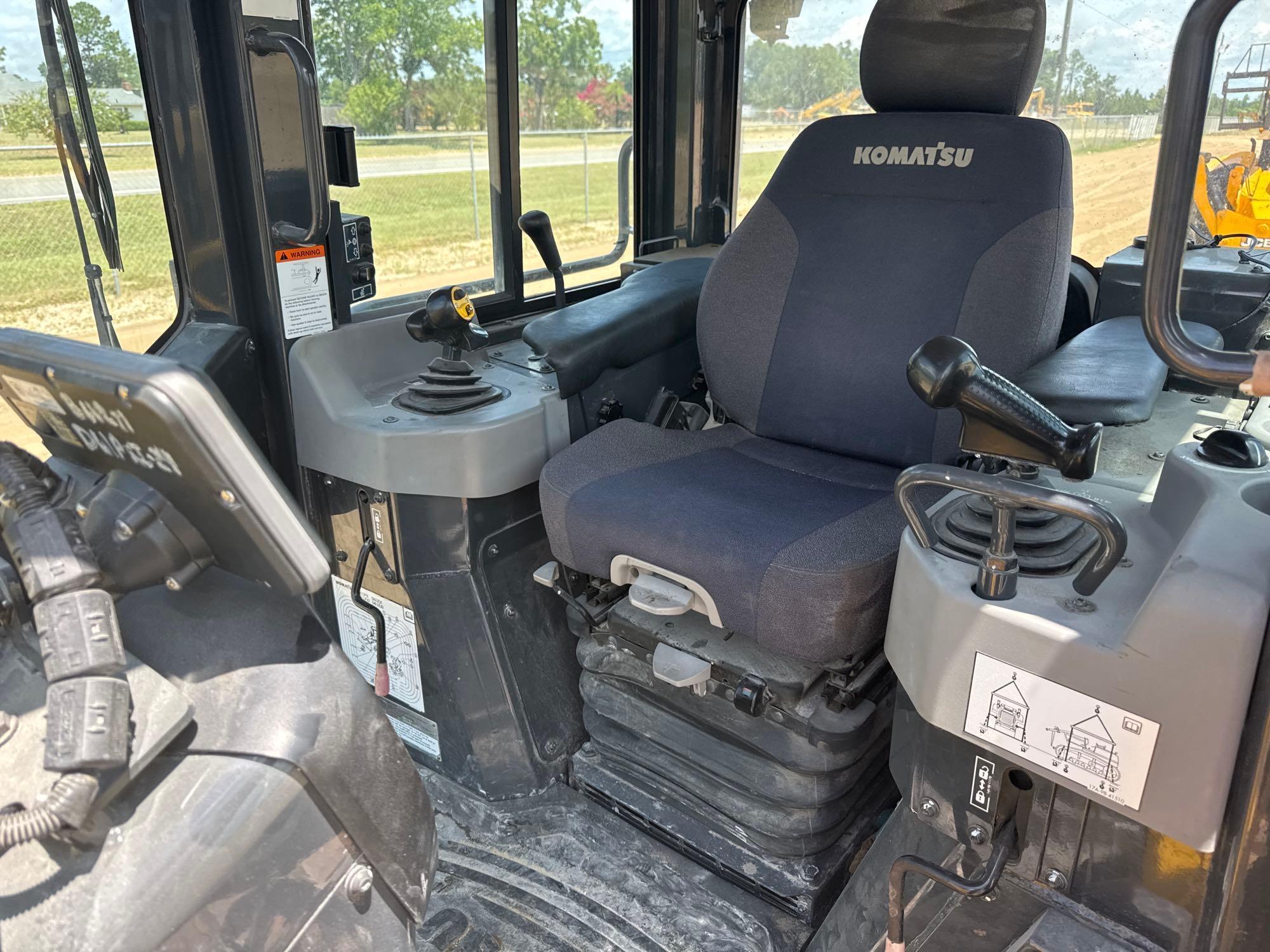 2023 Komatsu D61PX
