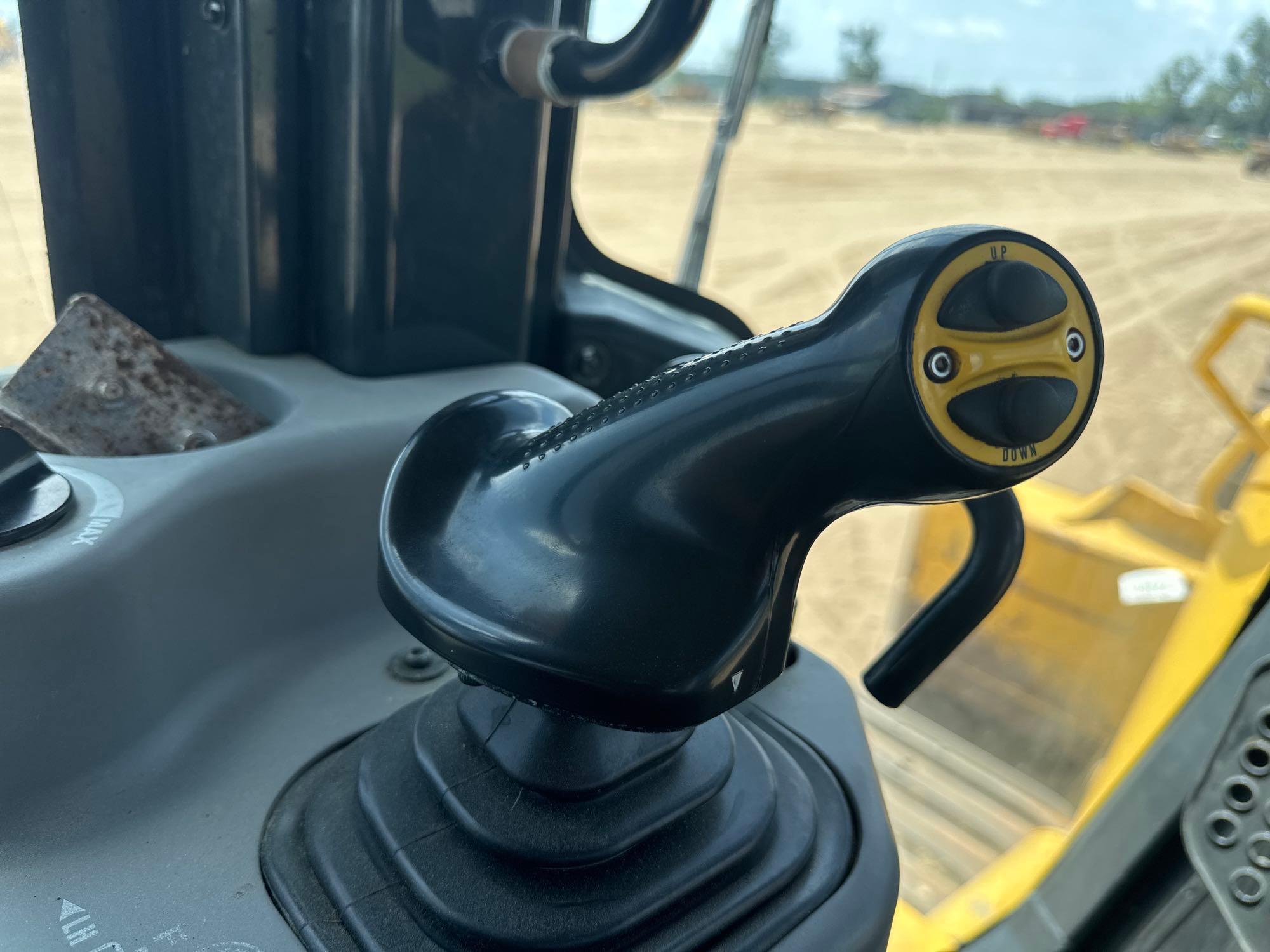 2023 Komatsu D61PX