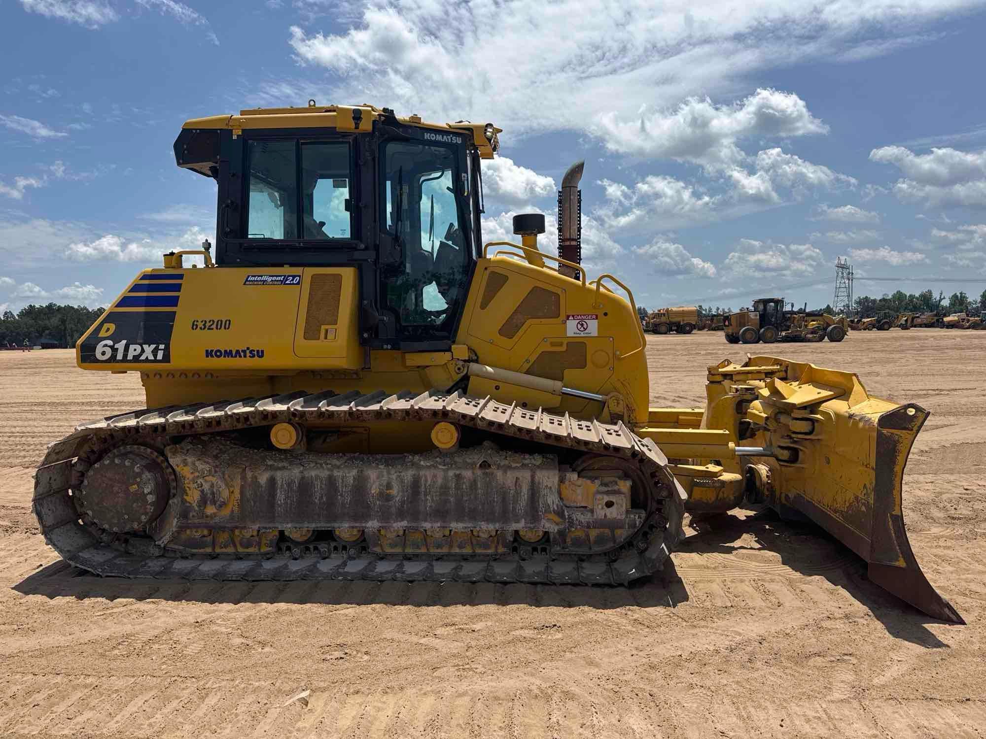 2023 Komatsu D61PX