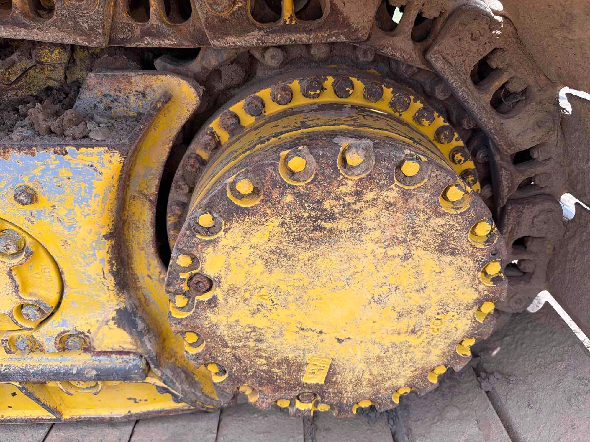 2016 Komatsu D61PX