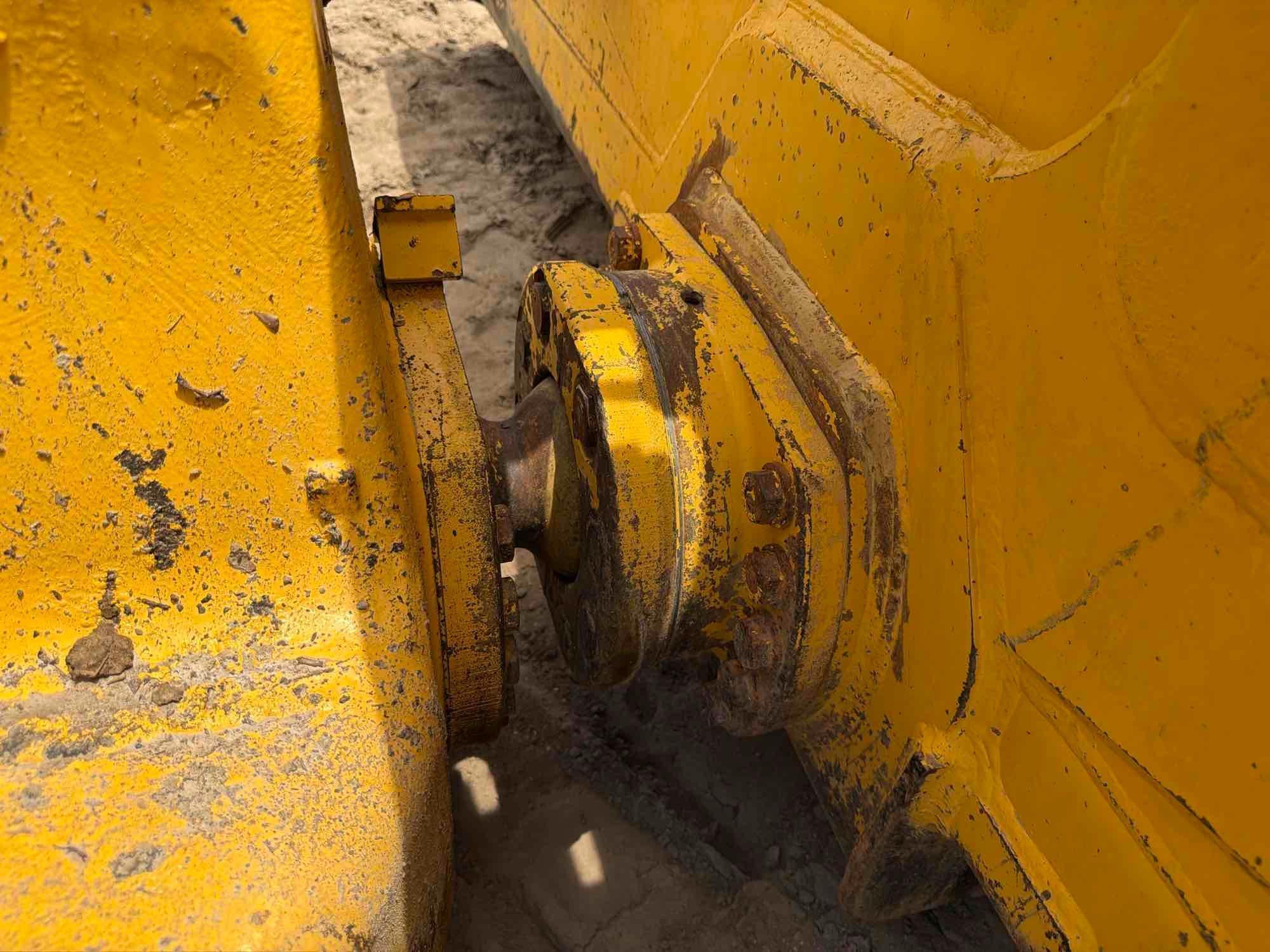 2016 Komatsu D61PX