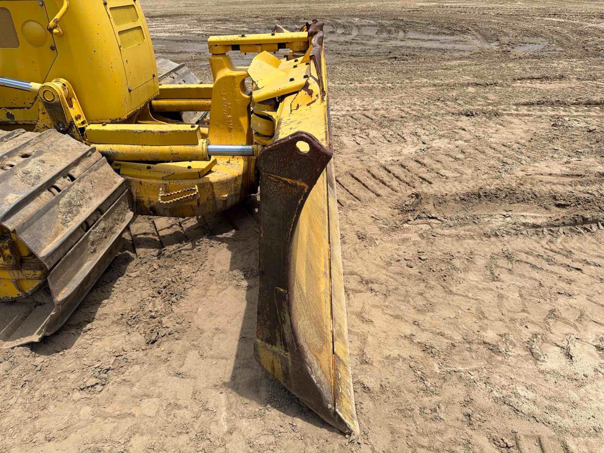 2016 Komatsu D61PX