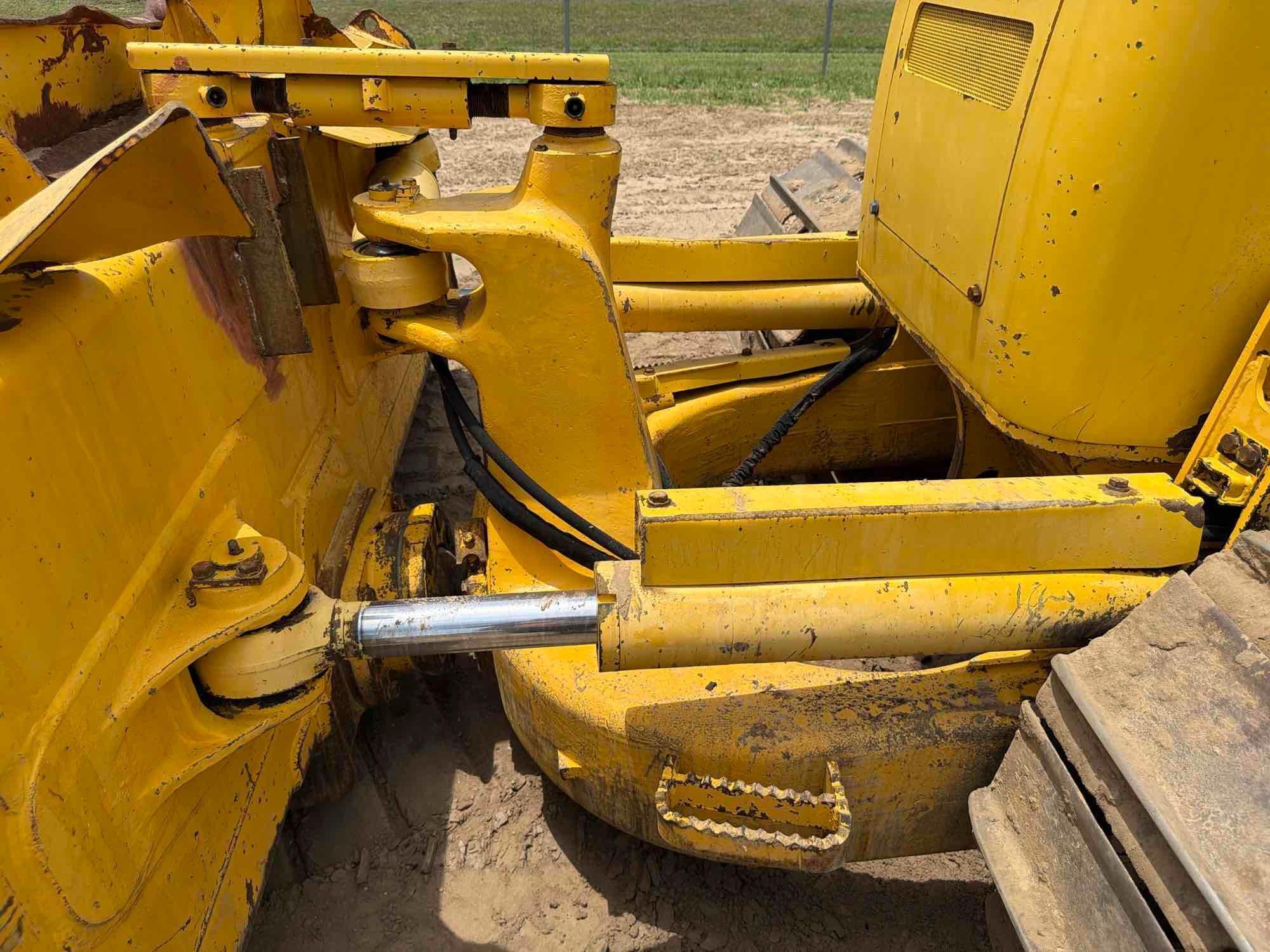 2016 Komatsu D61PX