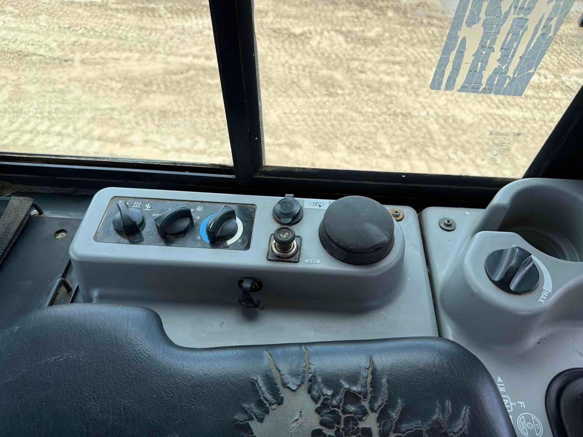2016 Komatsu D61PX