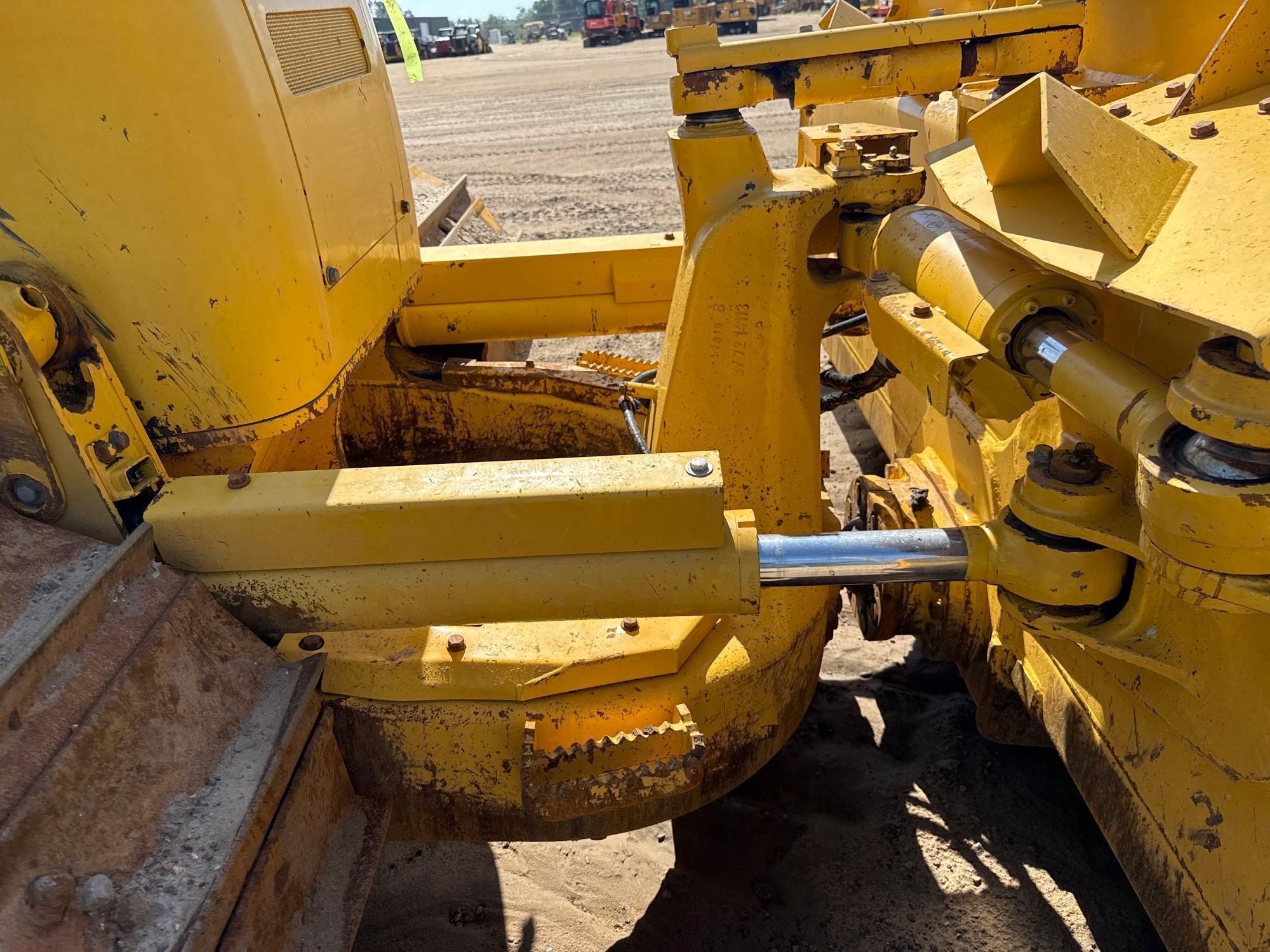 Komatsu D61PX