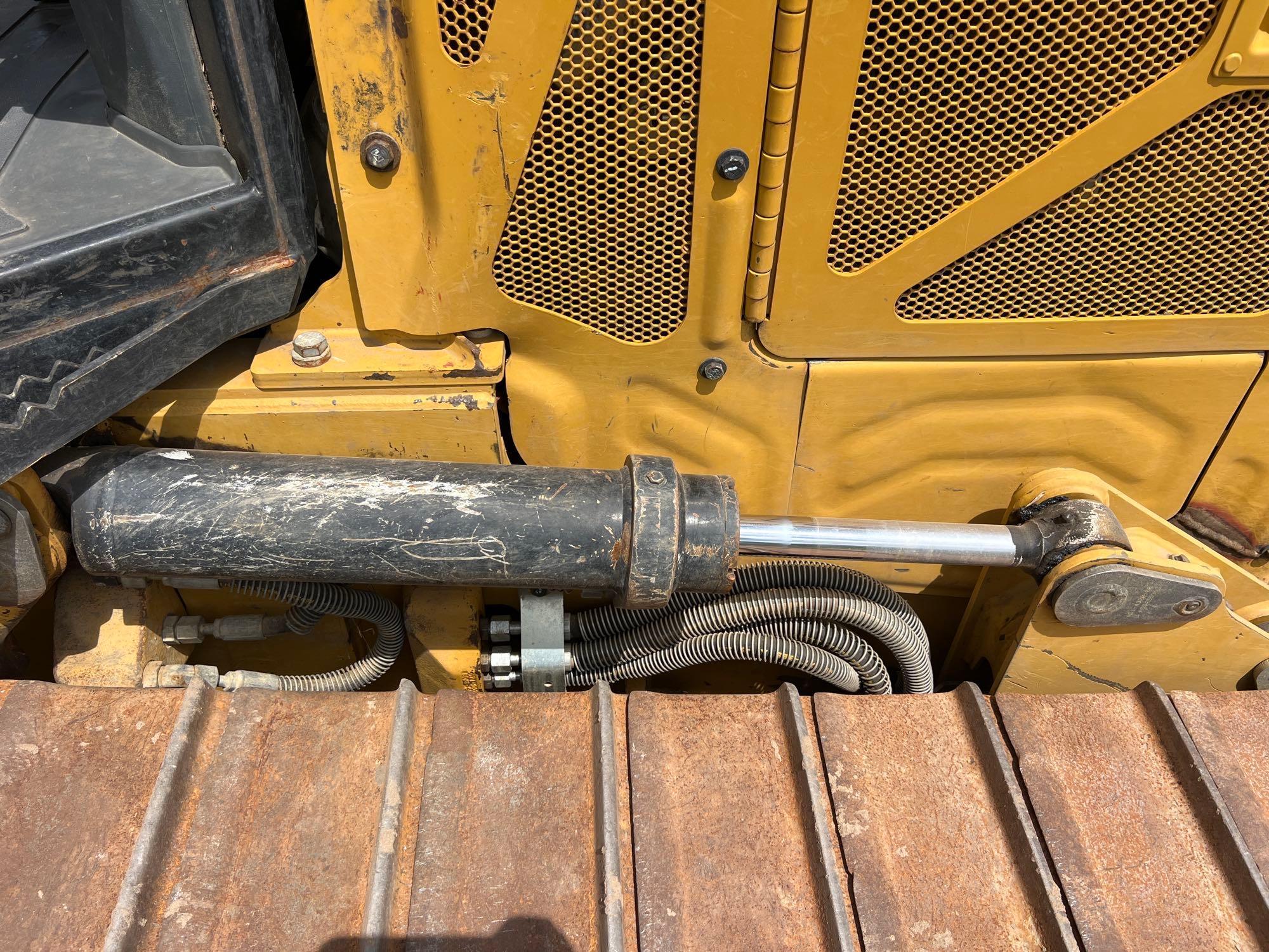 2023 Caterpillar D3 LGP