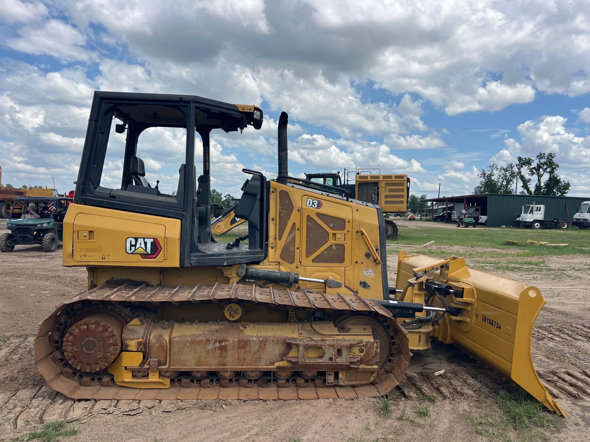 2023 Caterpillar D3 LGP