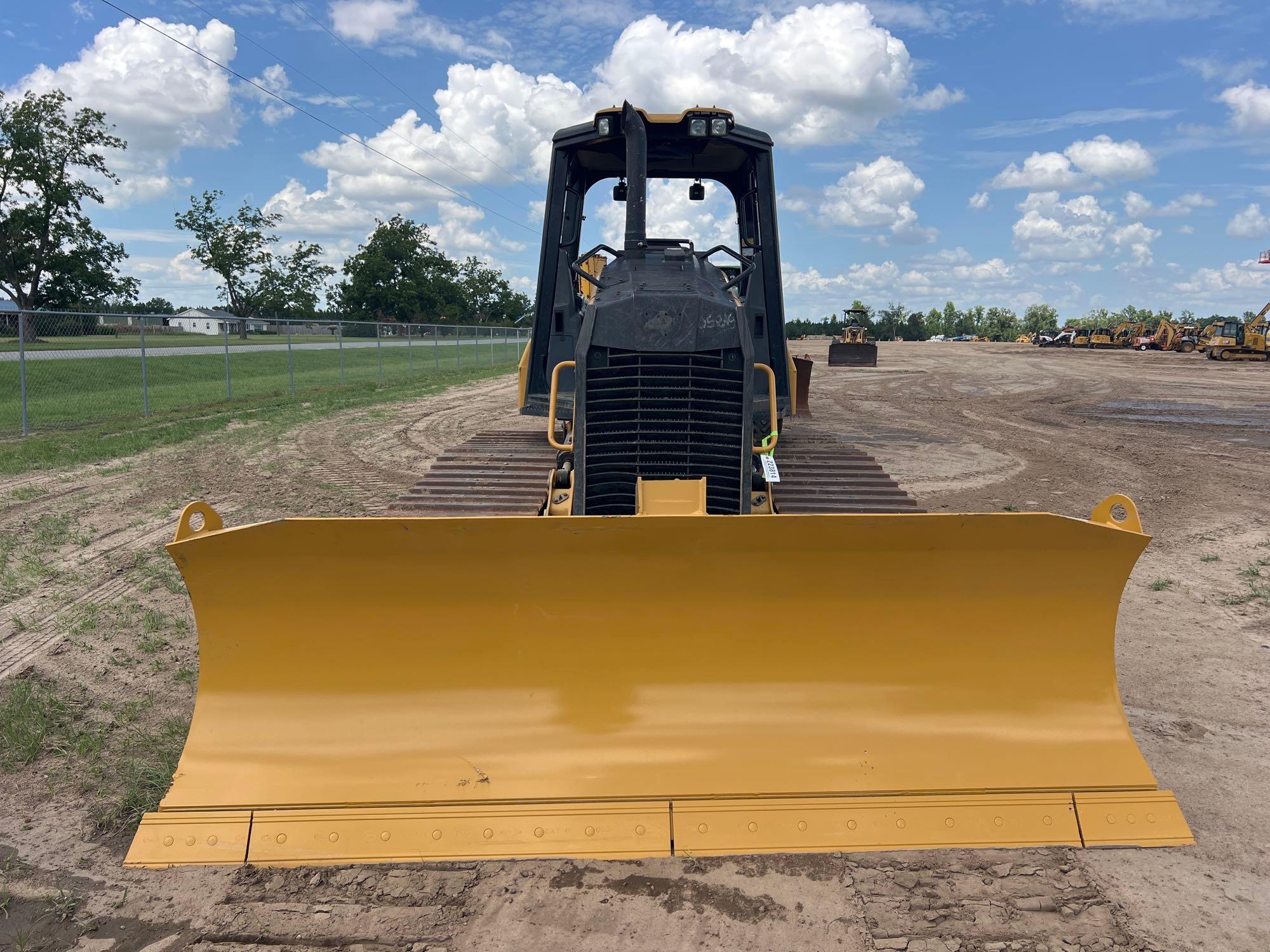 2023 Caterpillar D3 LGP
