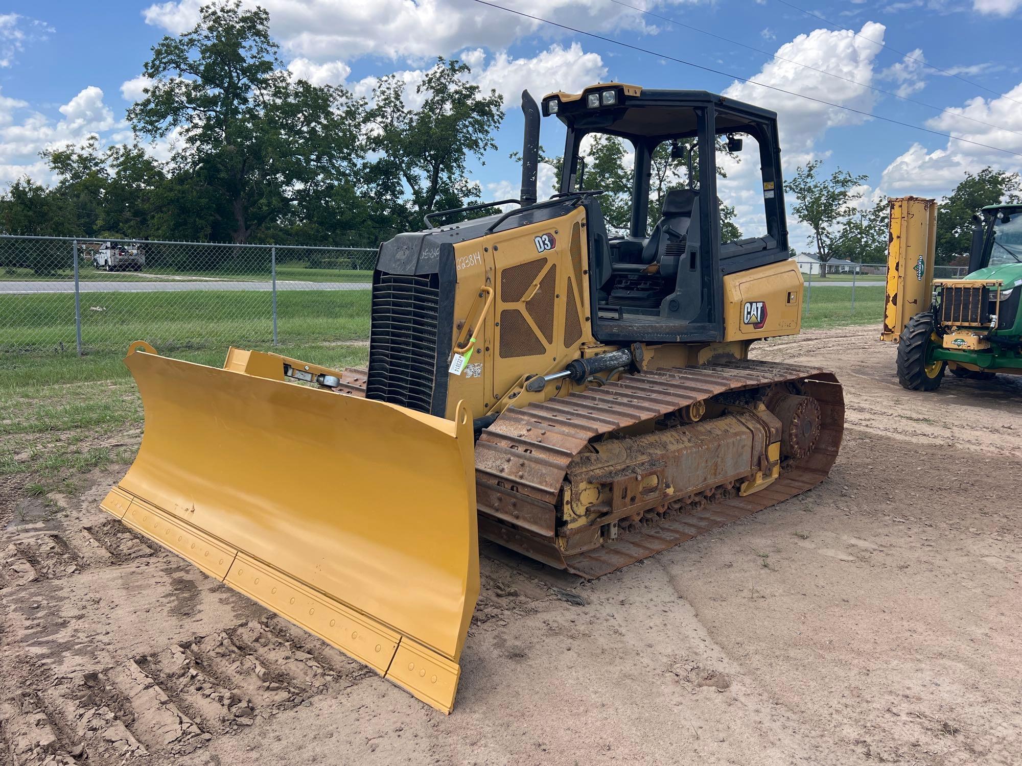 2023 Caterpillar D3 LGP