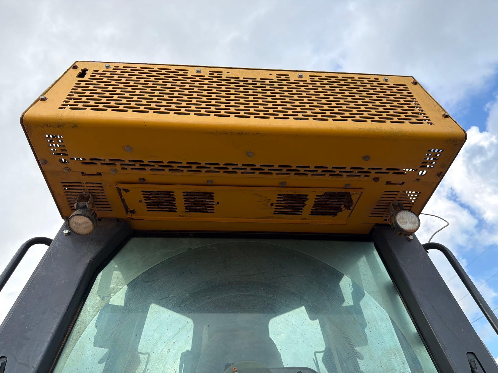 2019 John Deere 750K LGP