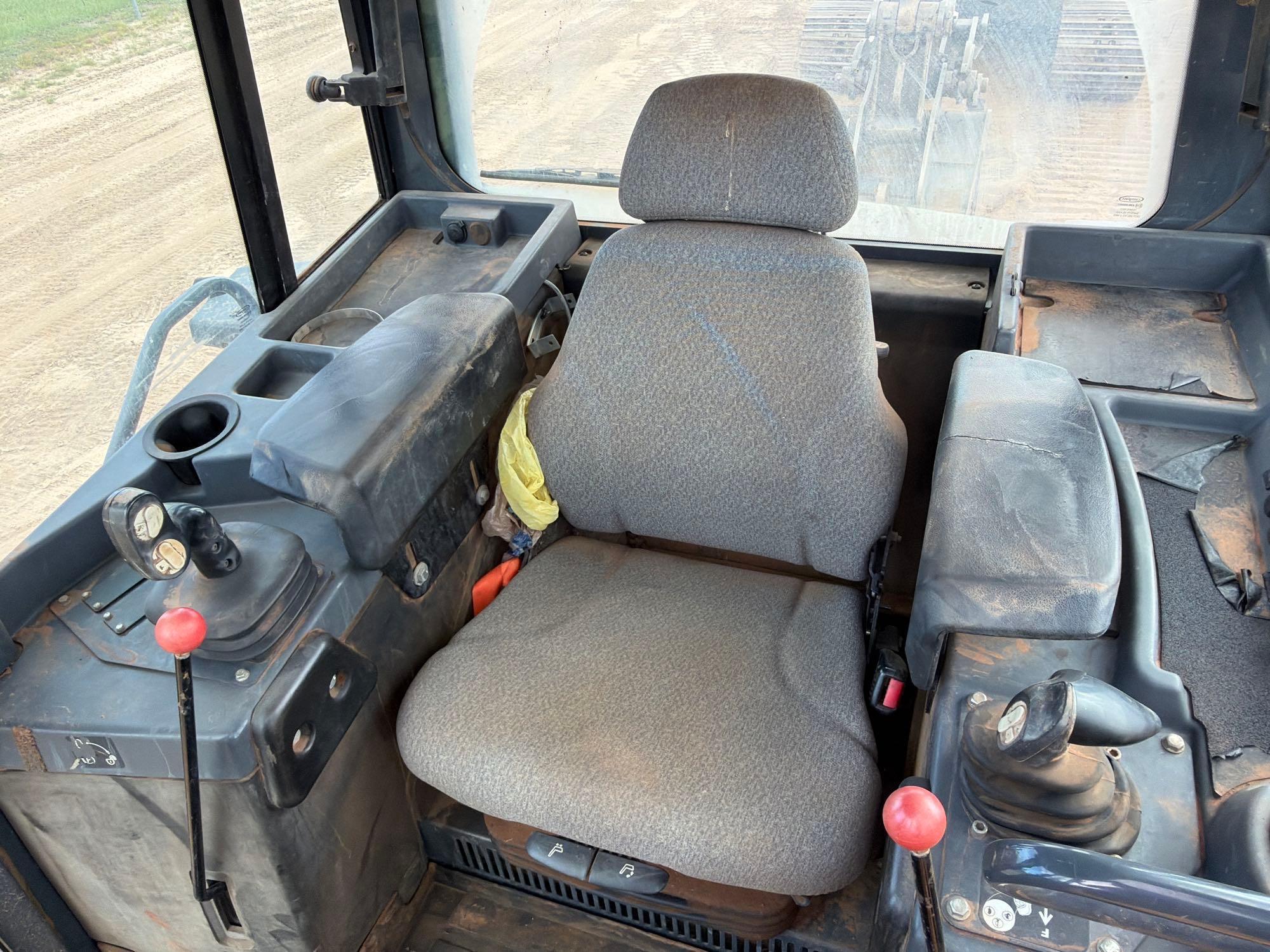 2019 John Deere 750K LGP
