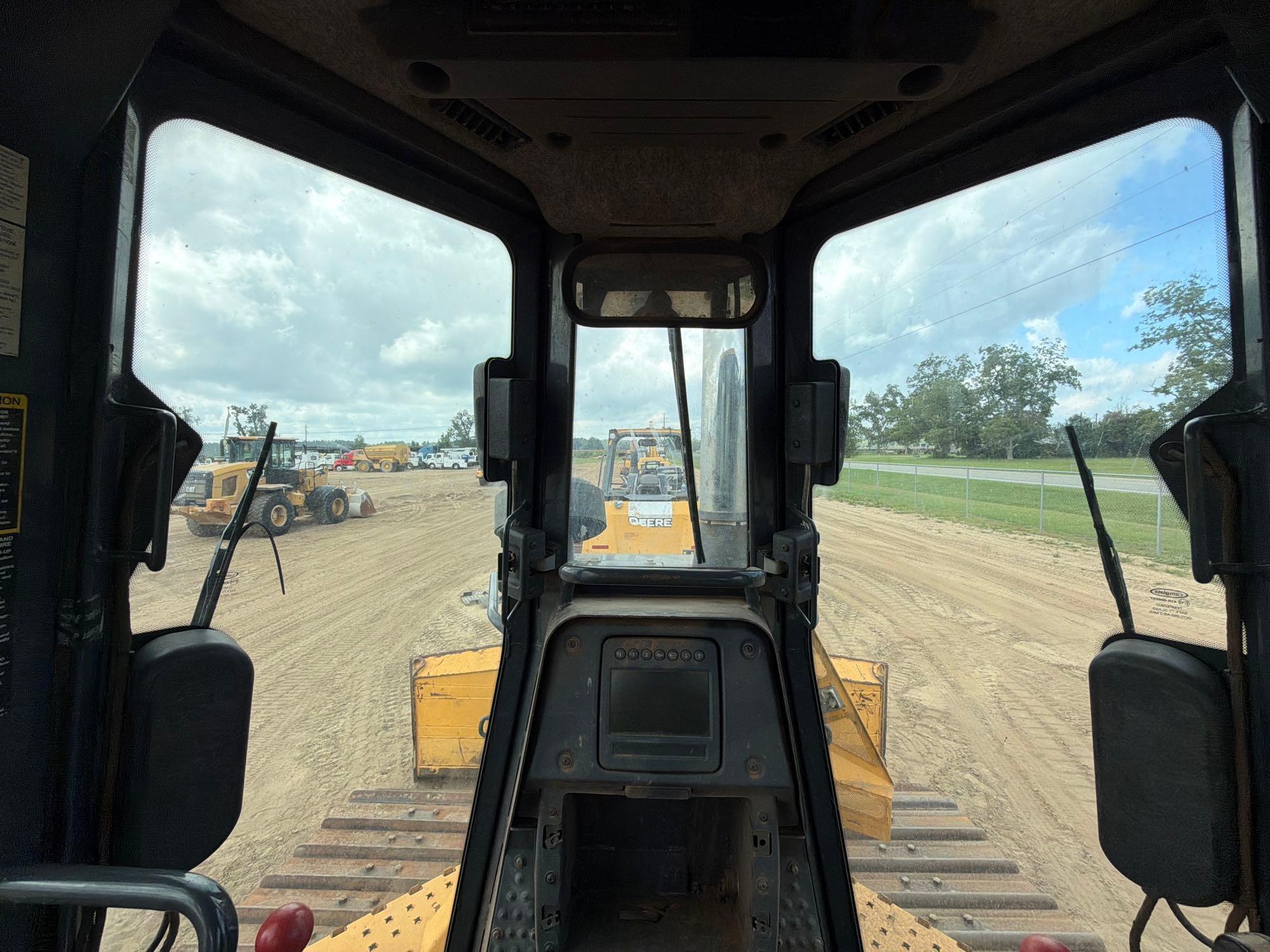 2019 John Deere 750K LGP