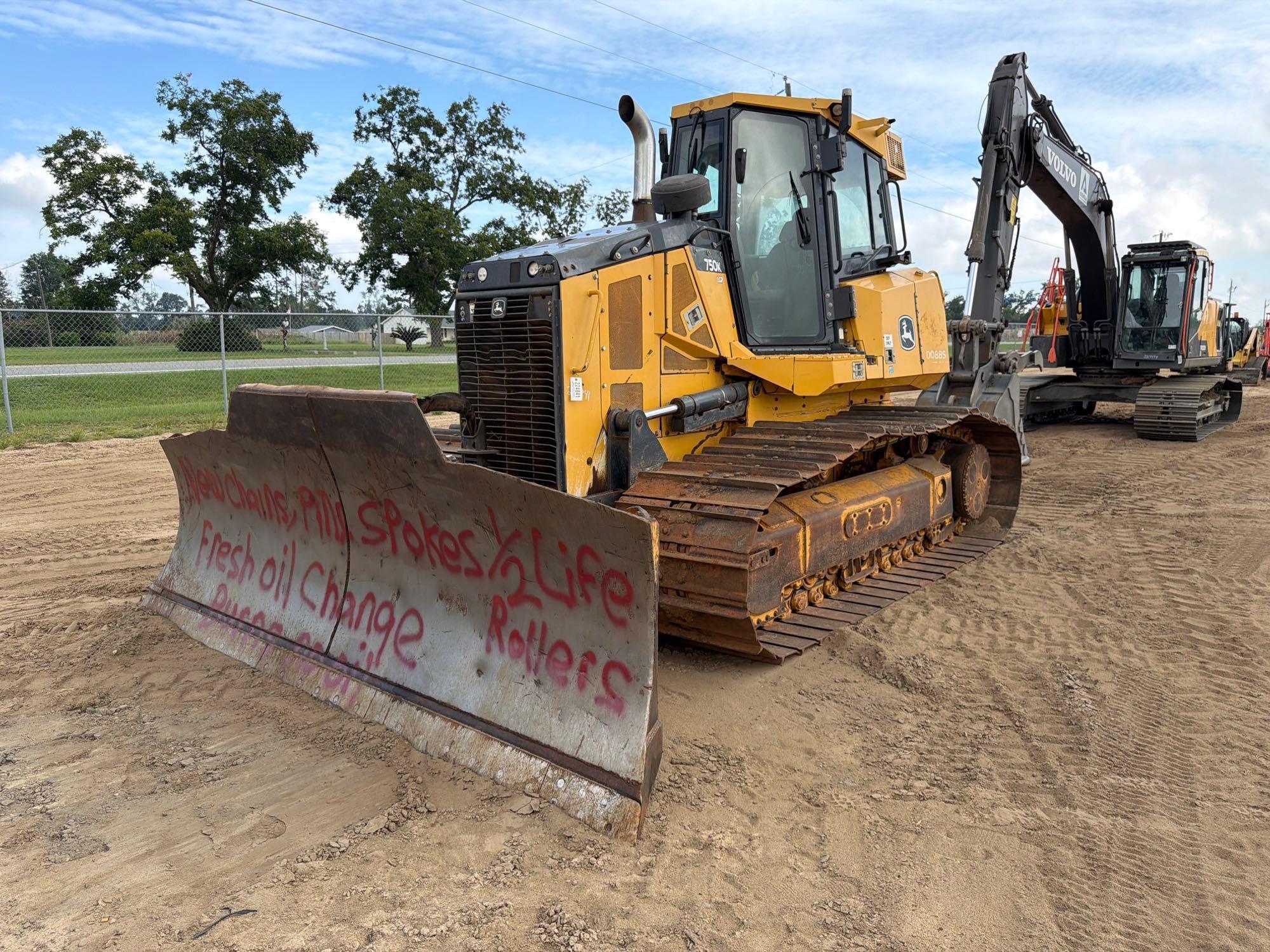 2019 John Deere 750K LGP