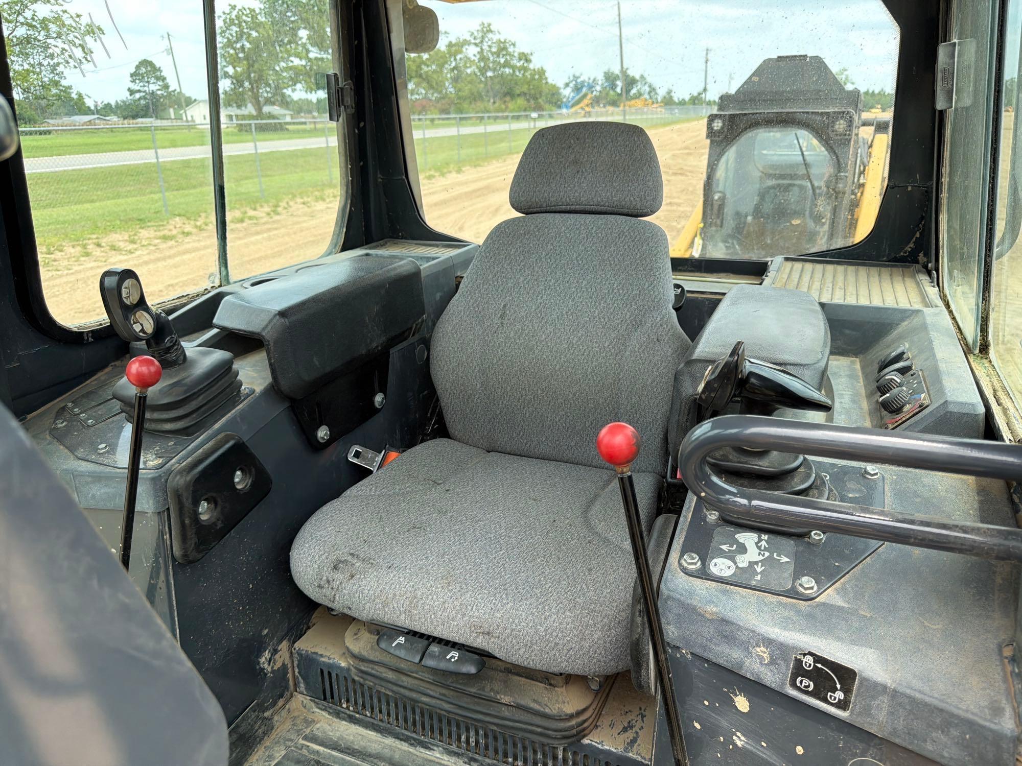 2018 John Deere 650K LGP