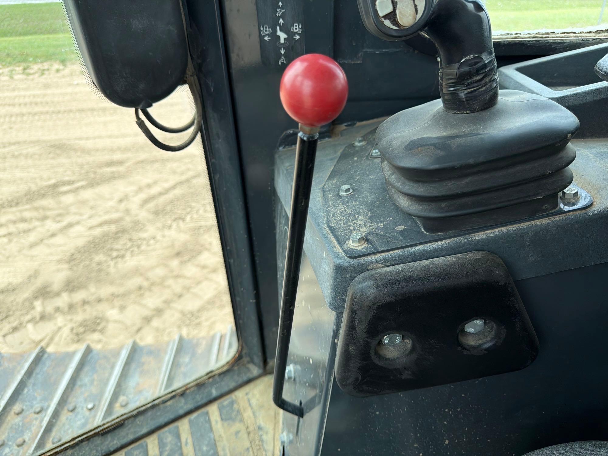 2018 John Deere 650K LGP