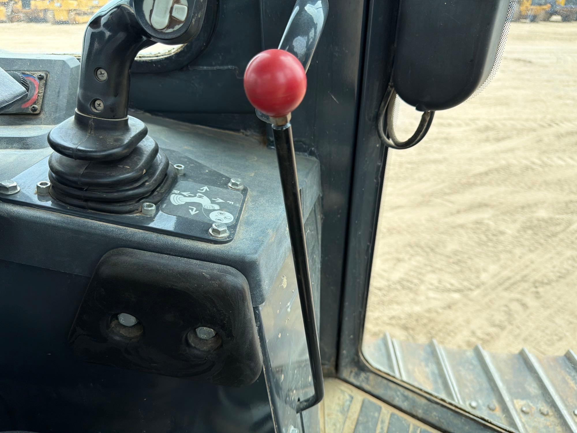 2018 John Deere 650K LGP