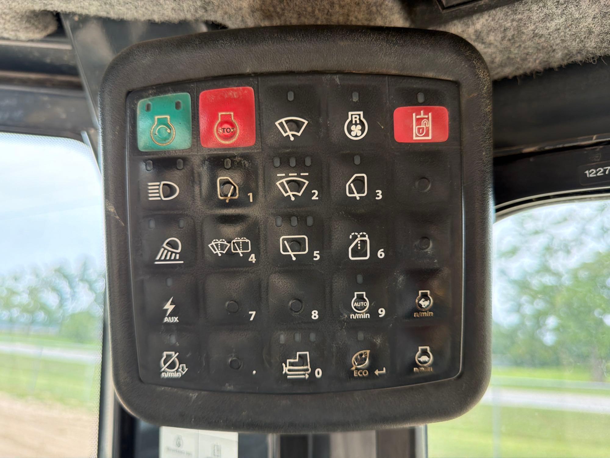 2018 John Deere 650K LGP