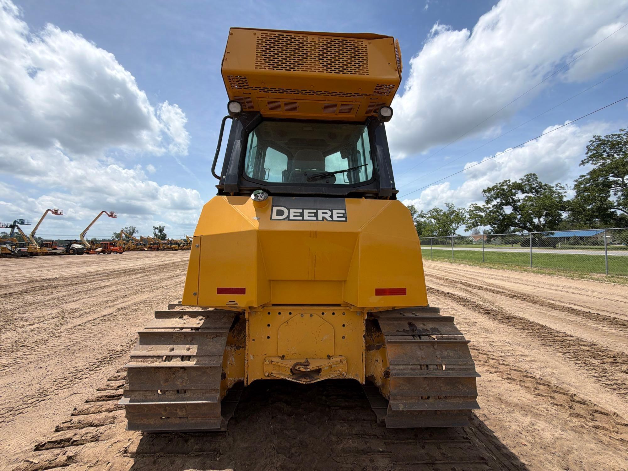 2016 John Deere 650K LGP