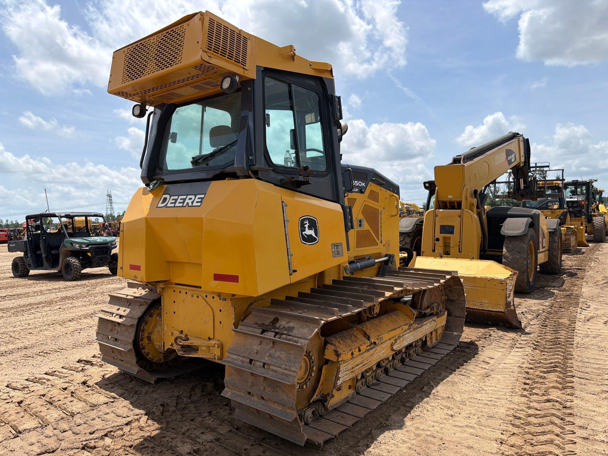 2016 John Deere 650K LGP