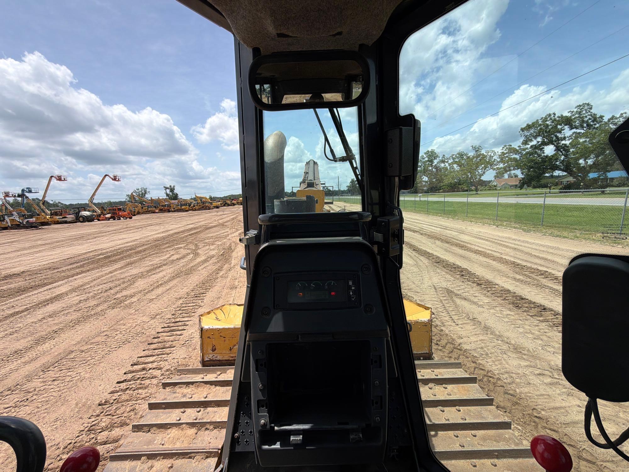 2016 John Deere 650K LGP