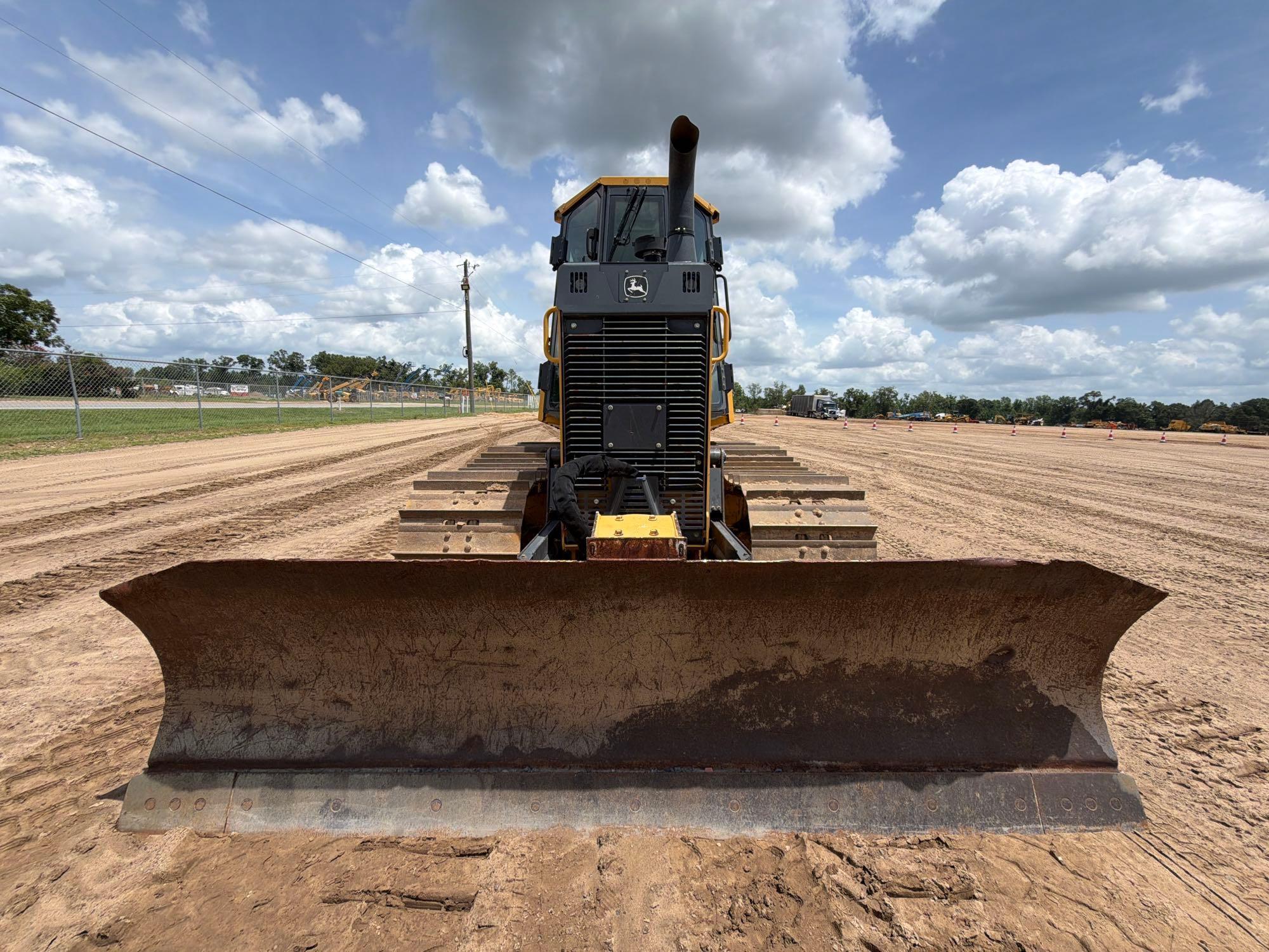 2016 John Deere 650K LGP