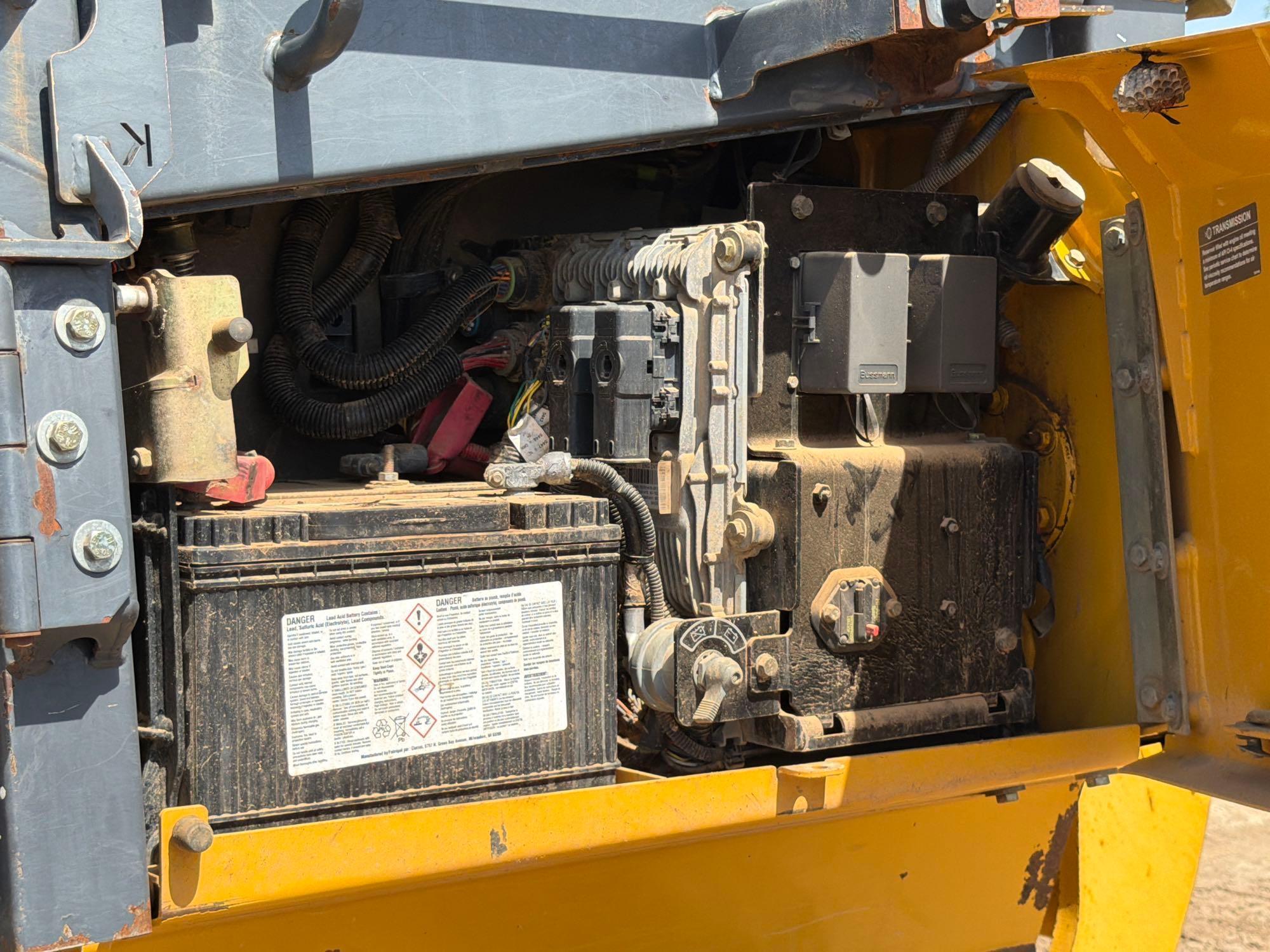 2013 John Deere 650K XLT