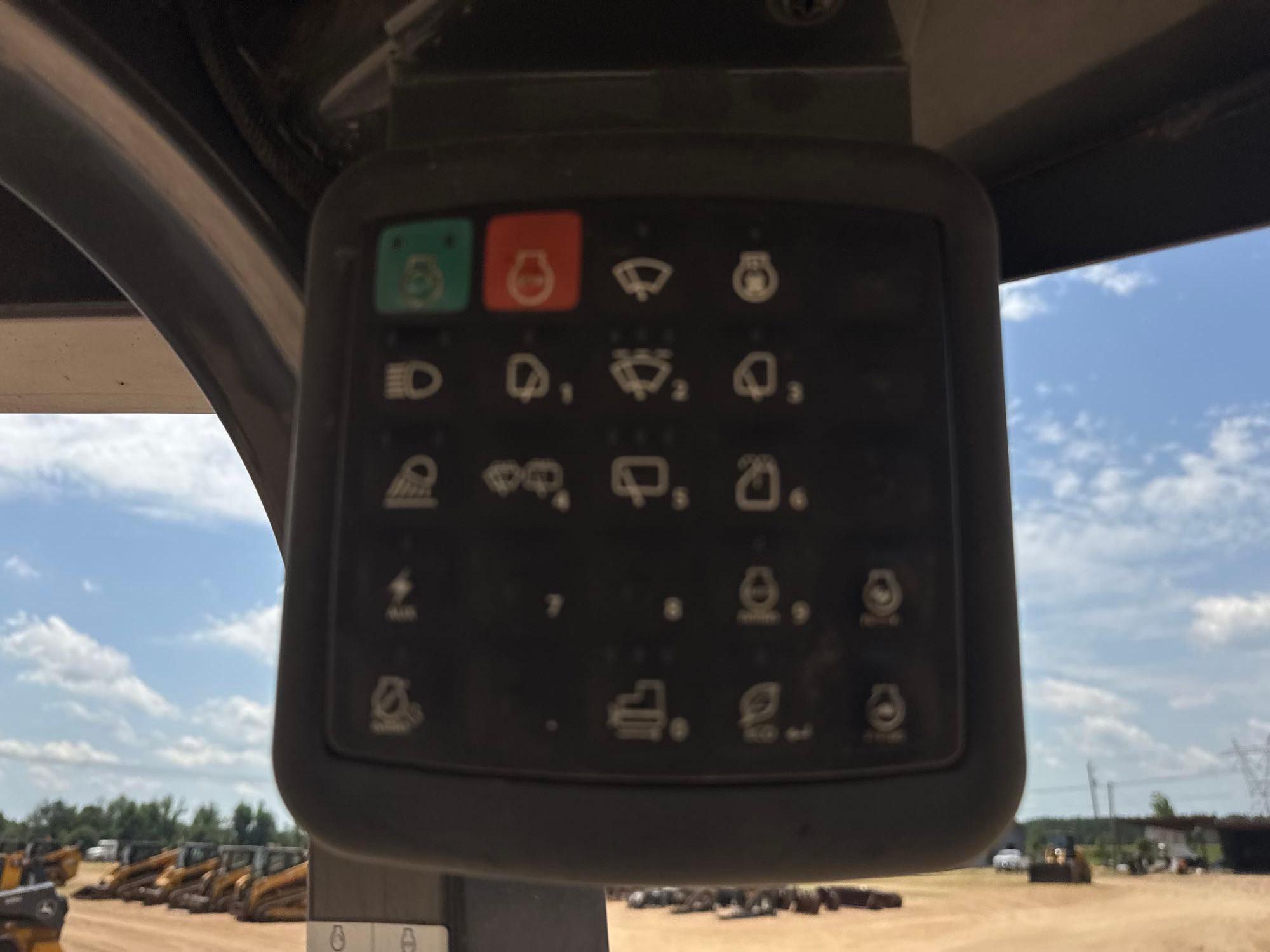 2018 John Deere 550 LGP