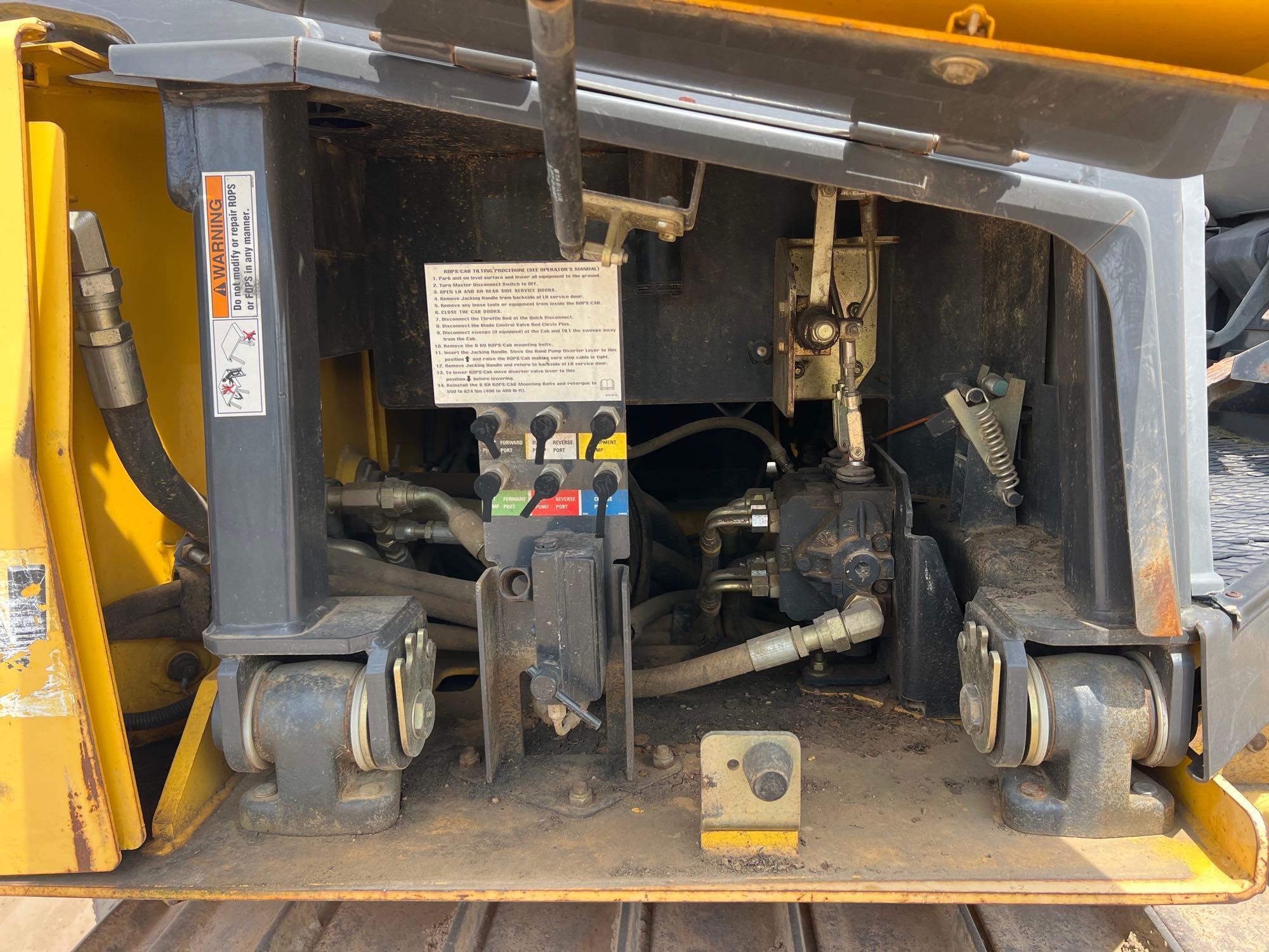 2007 New Holland D95 LGP