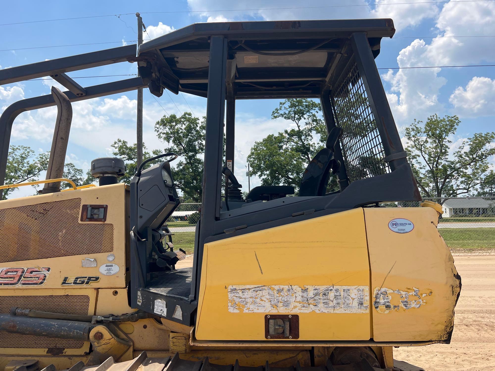 2007 New Holland D95 LGP