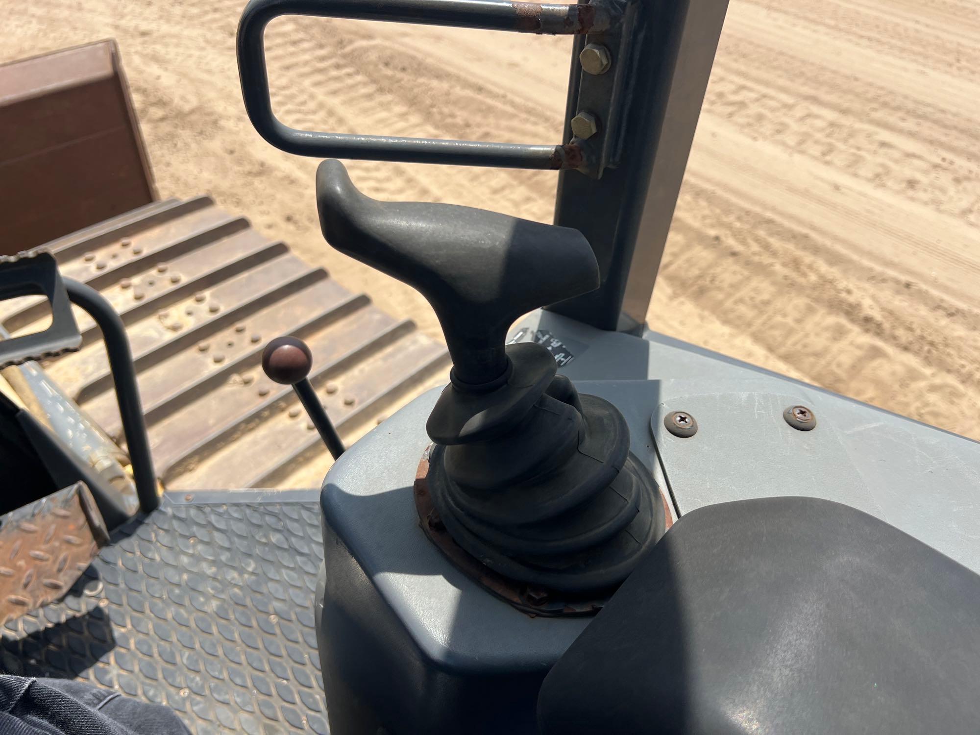 2007 New Holland D95 LGP