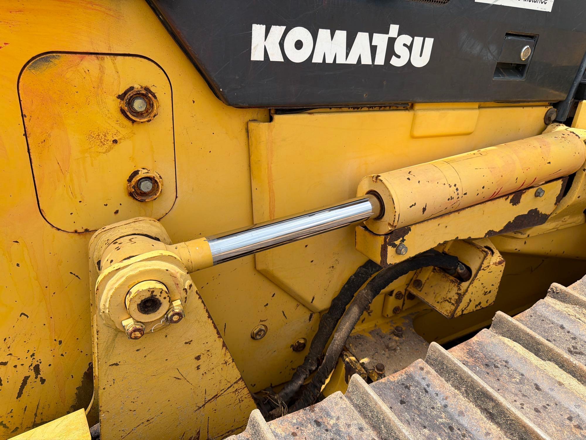 2007 Komatsu D39PX-21