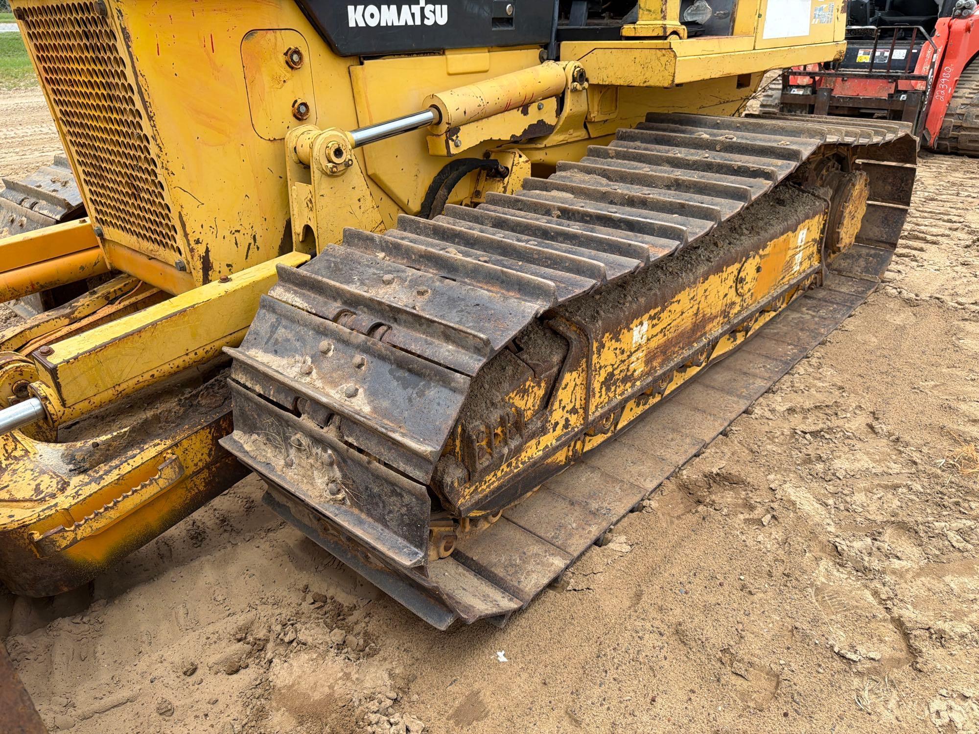 2007 Komatsu D39PX-21