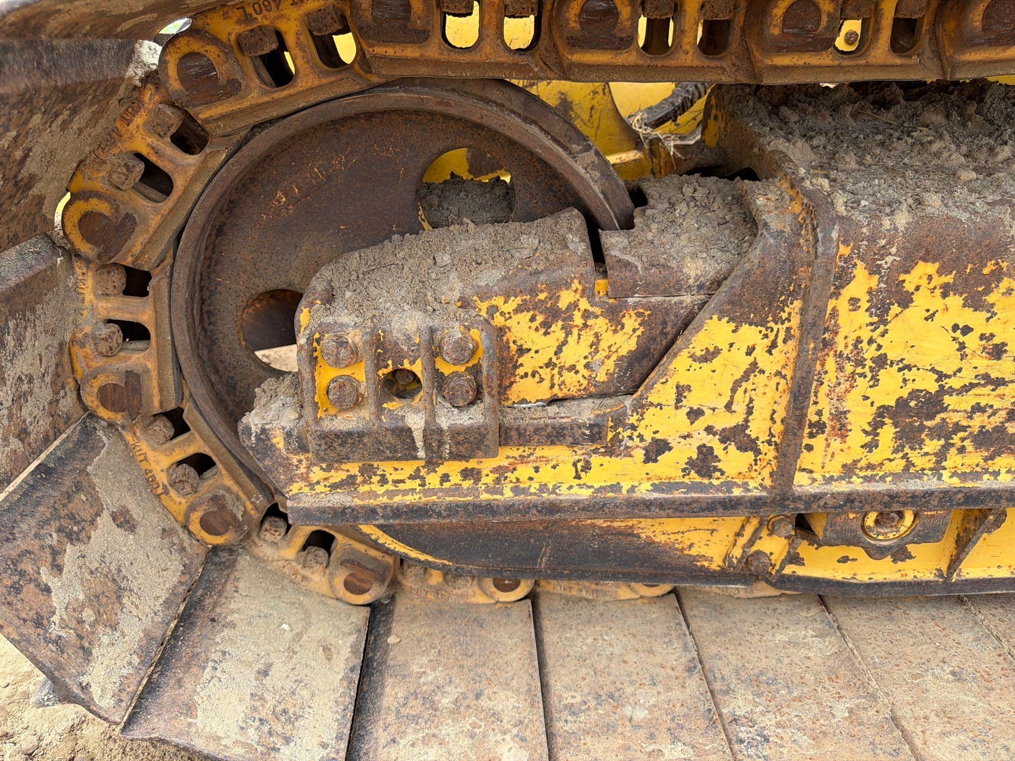 2007 Komatsu D39PX-21