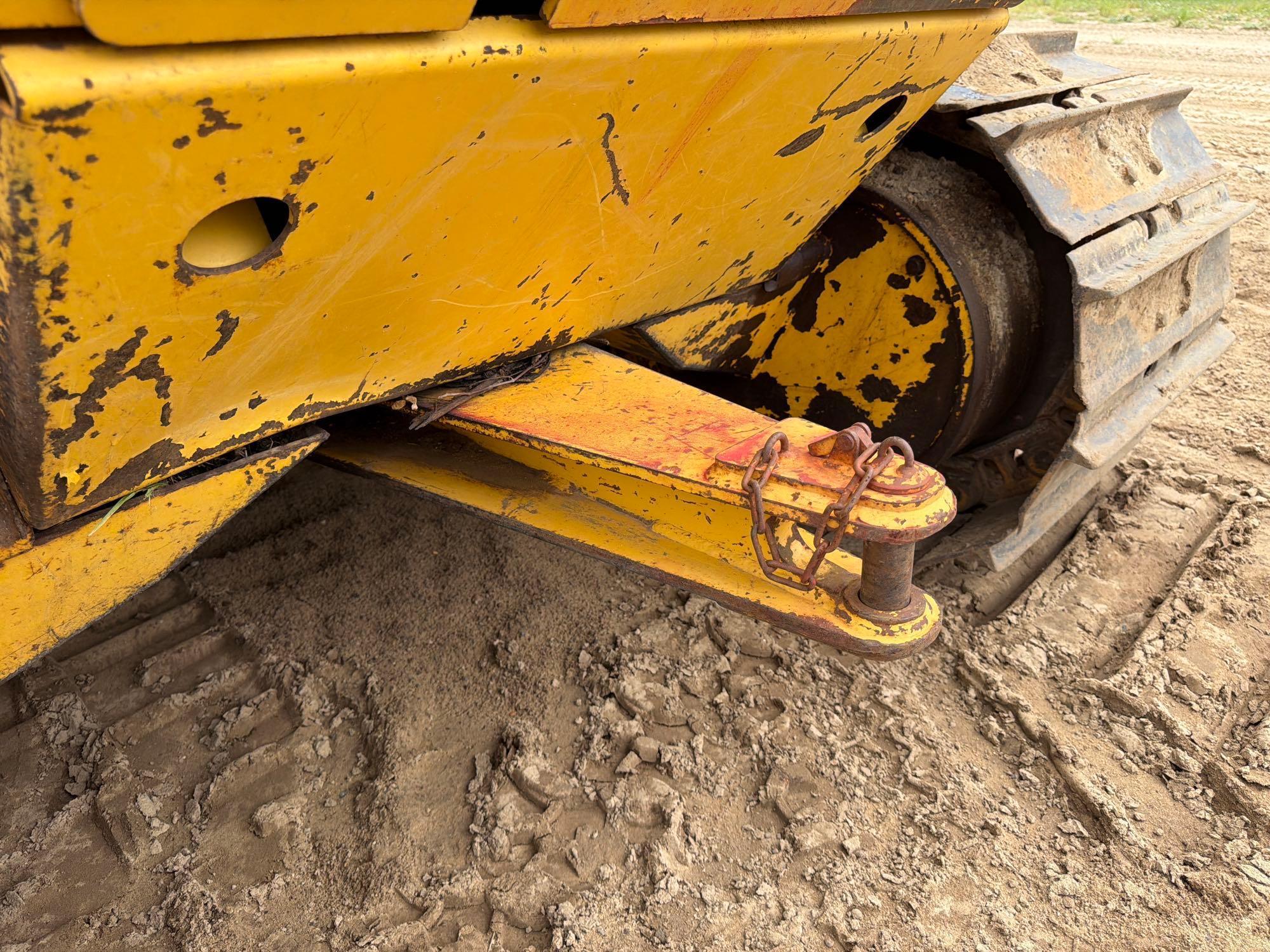 2007 Komatsu D39PX-21