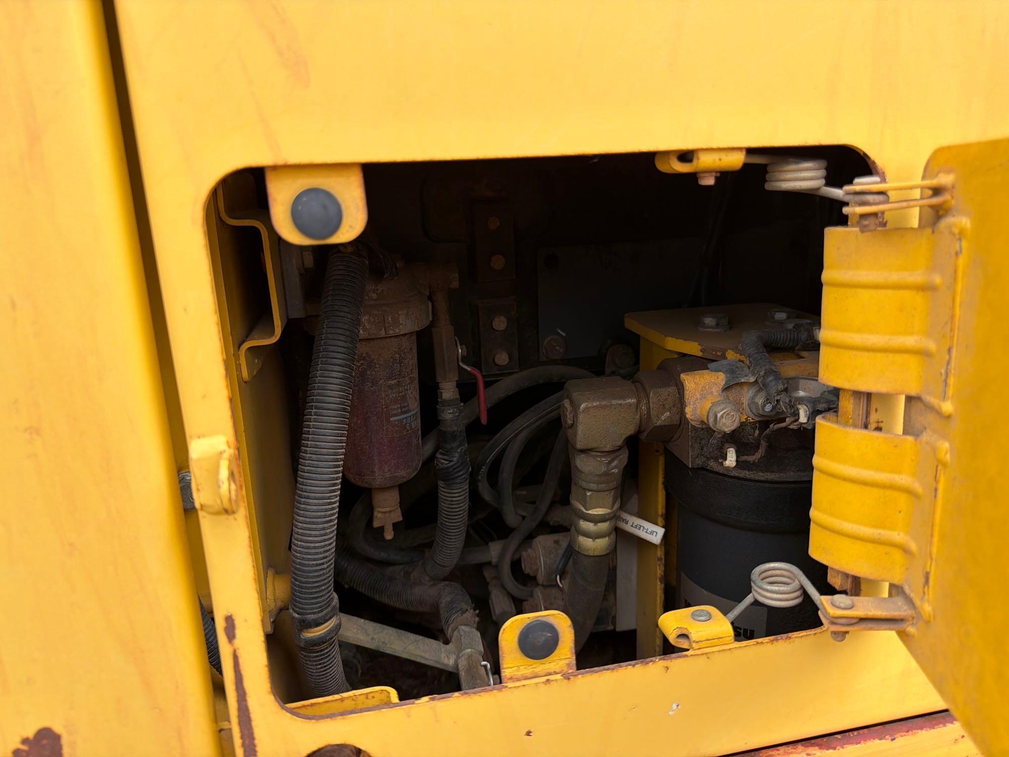 2007 Komatsu D39PX-21