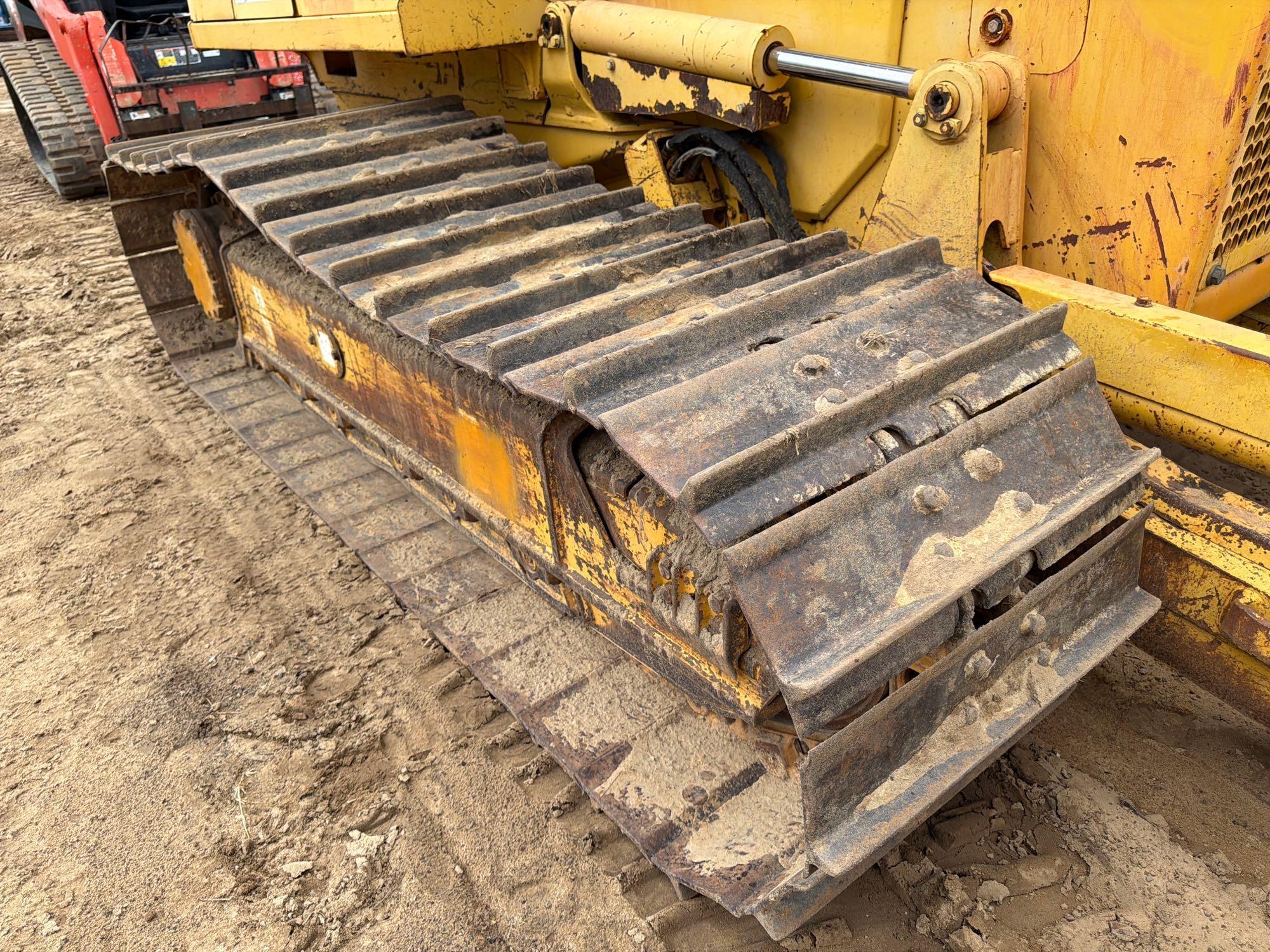 2007 Komatsu D39PX-21