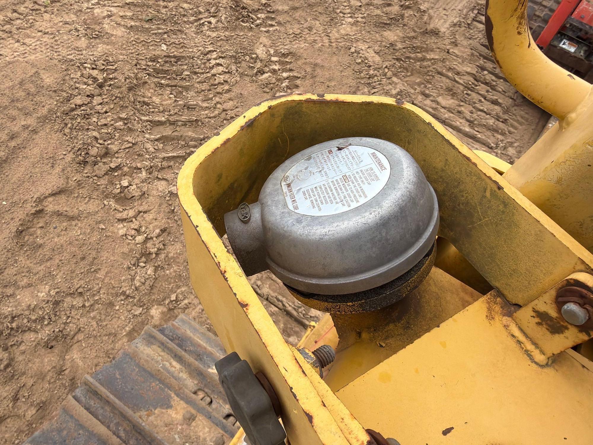 2007 Komatsu D39PX-21