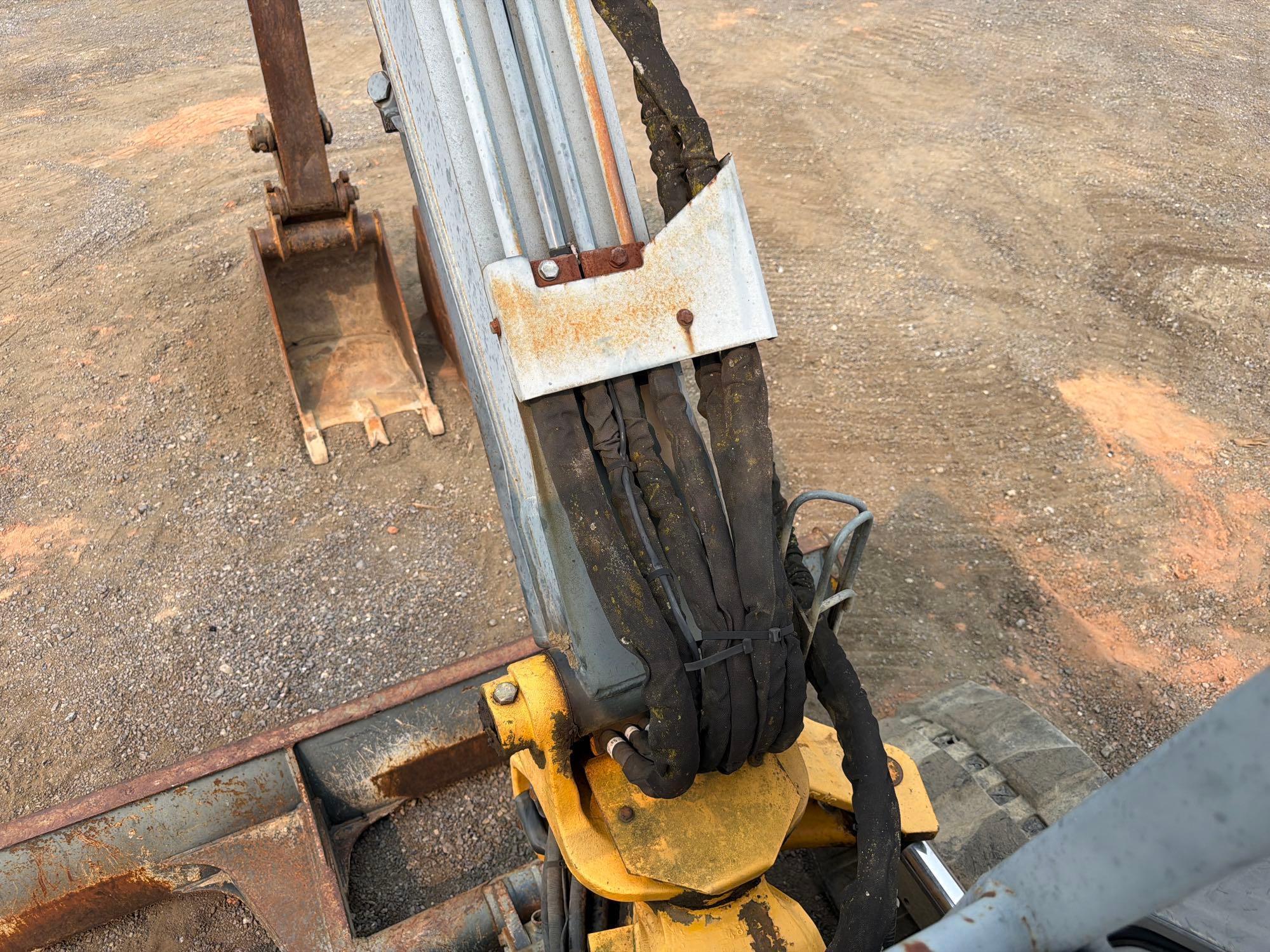 2005 John Deere 50D
