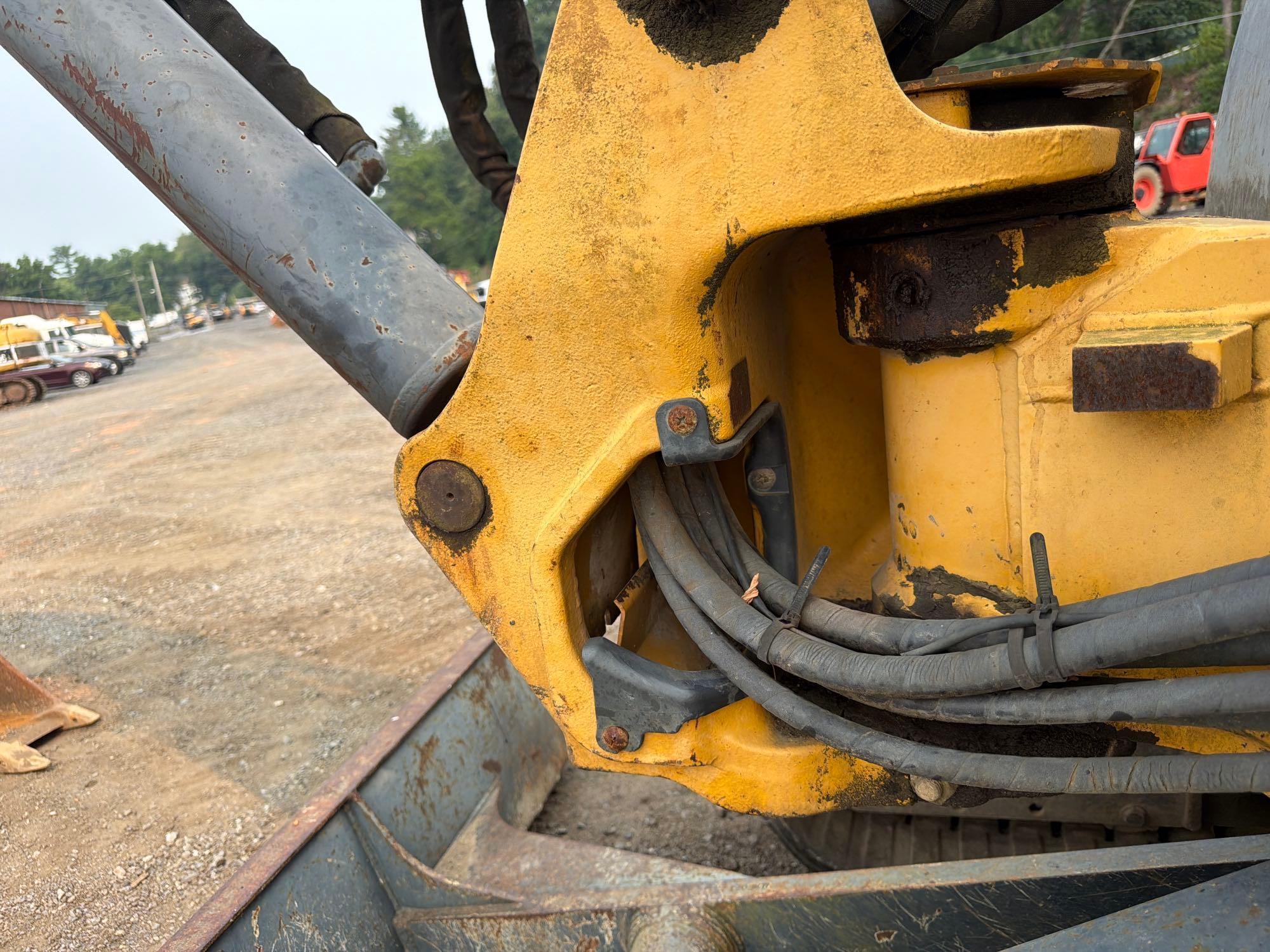 2005 John Deere 50D