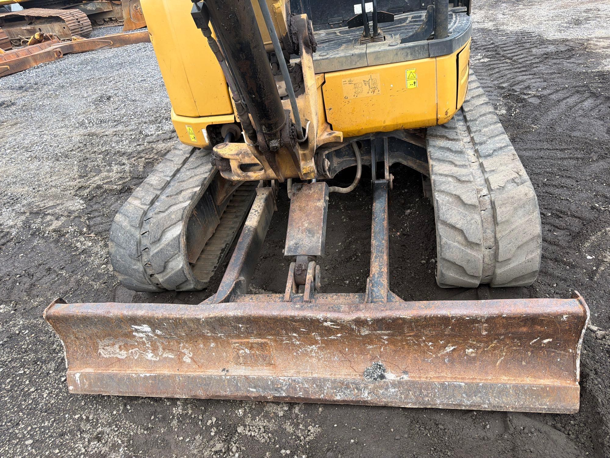 2014 Caterpillar 305.5ECR