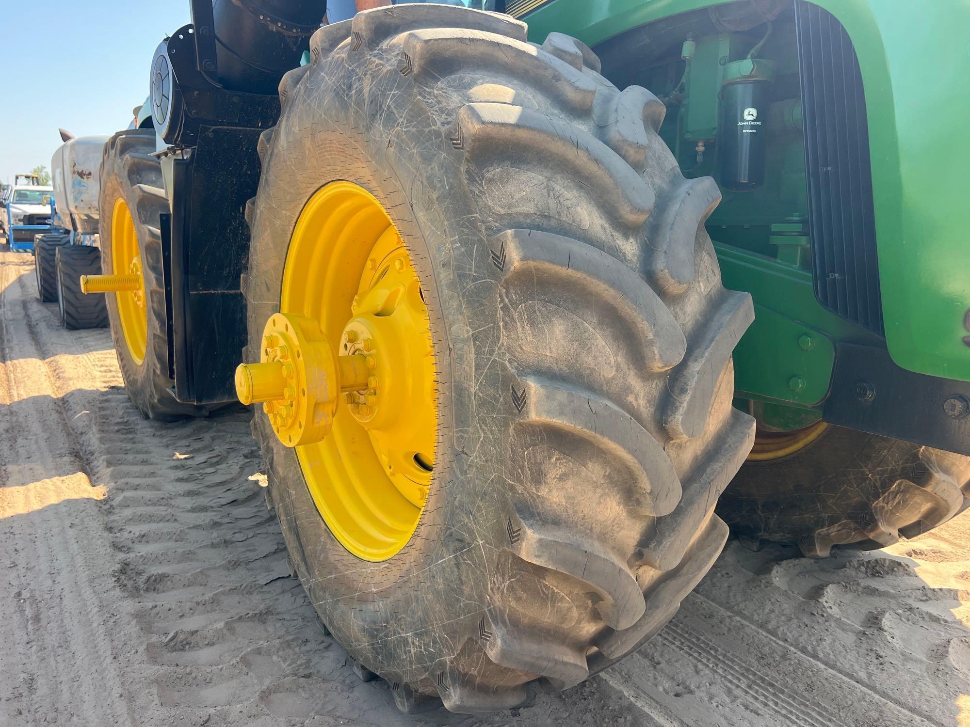 John Deere 9520