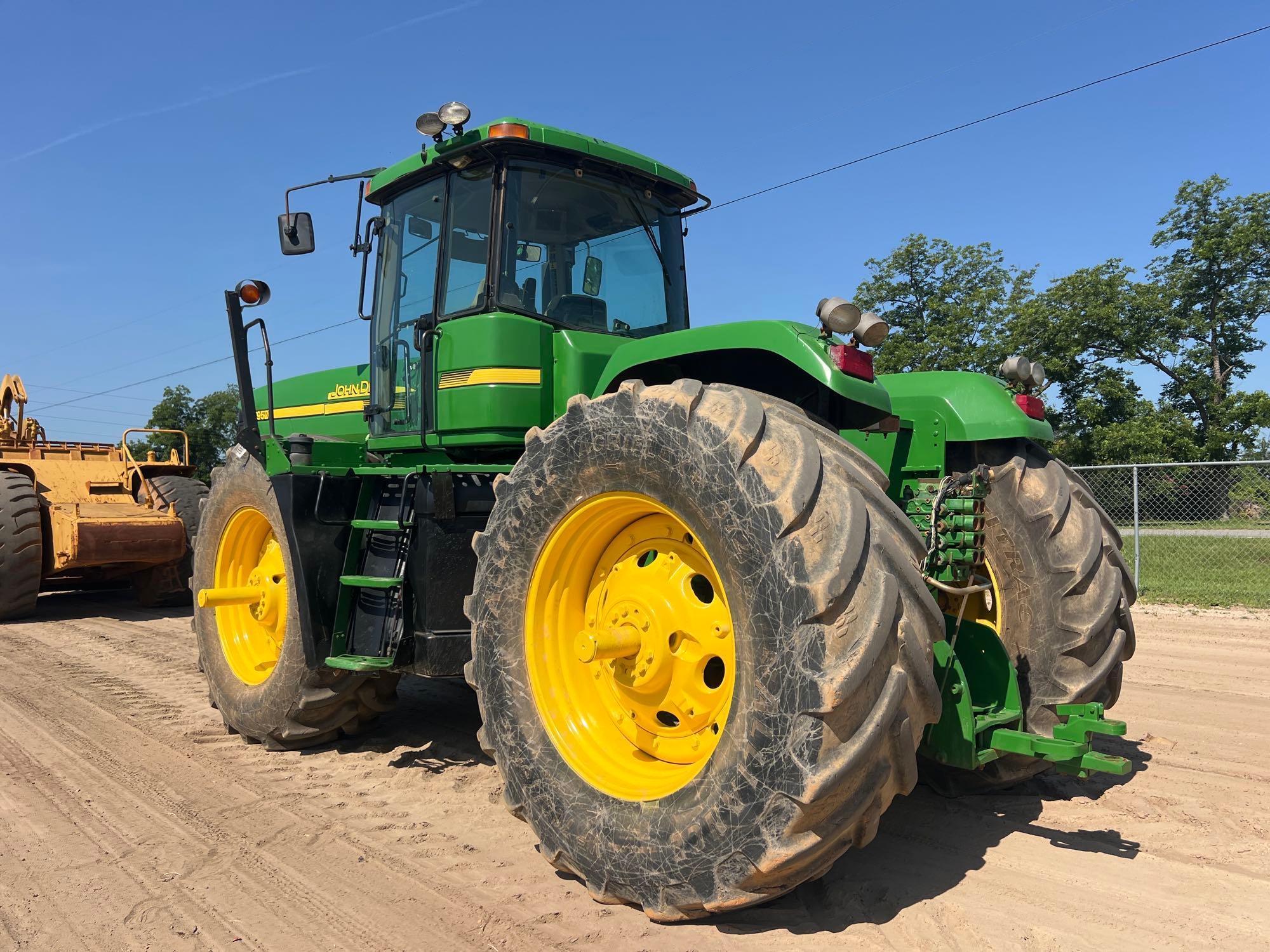 John Deere 9520