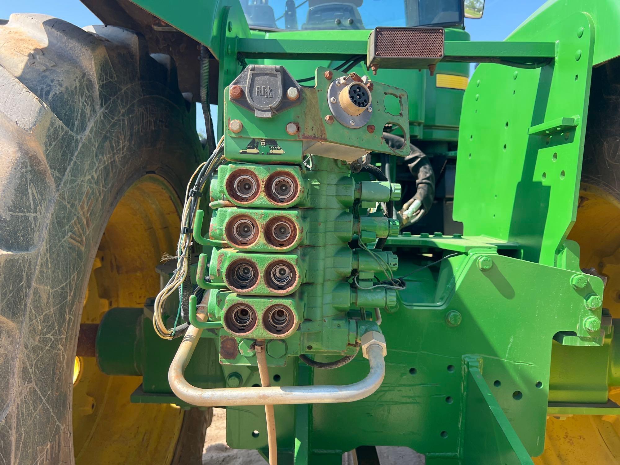 John Deere 9520