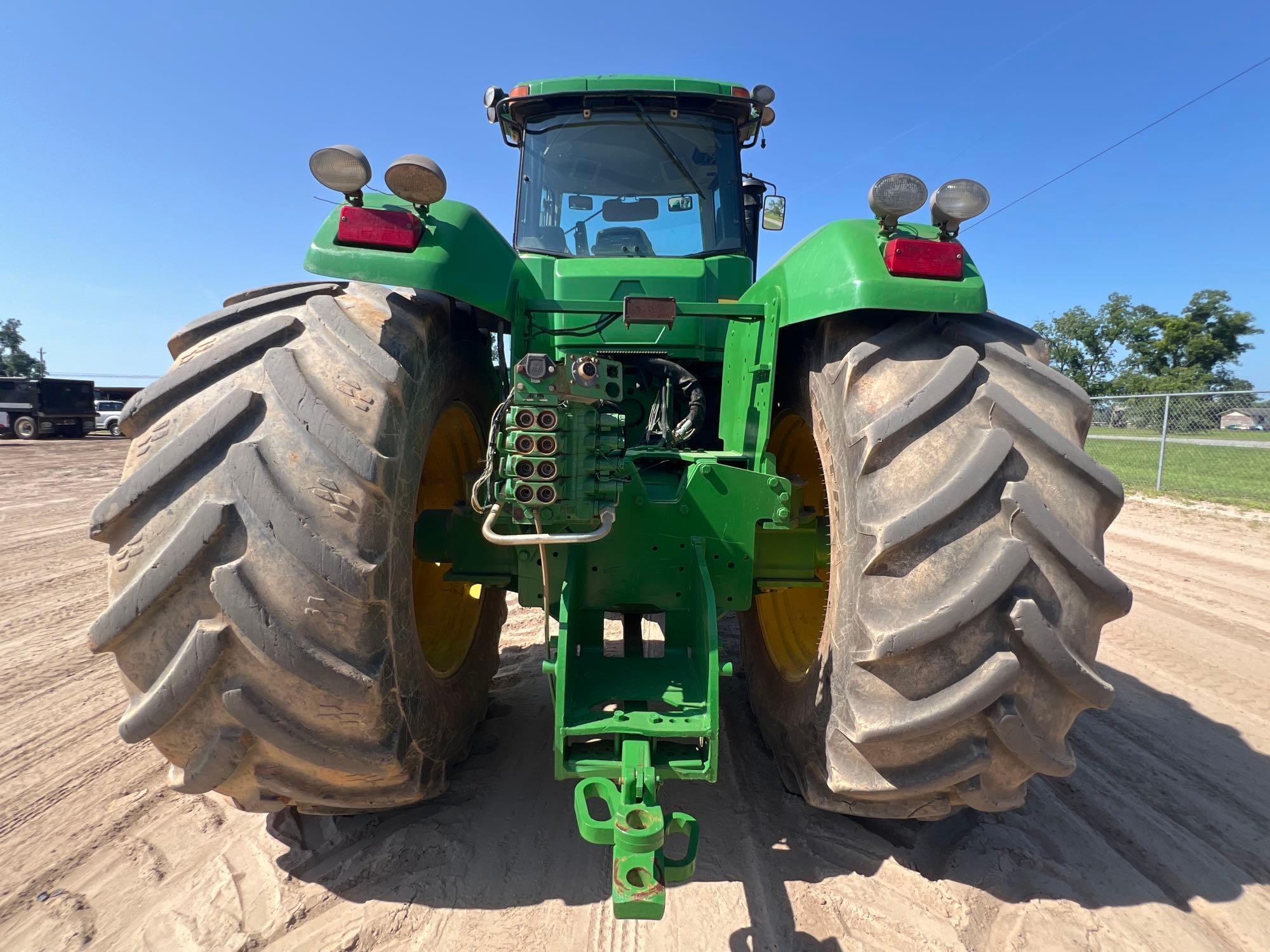 John Deere 9520