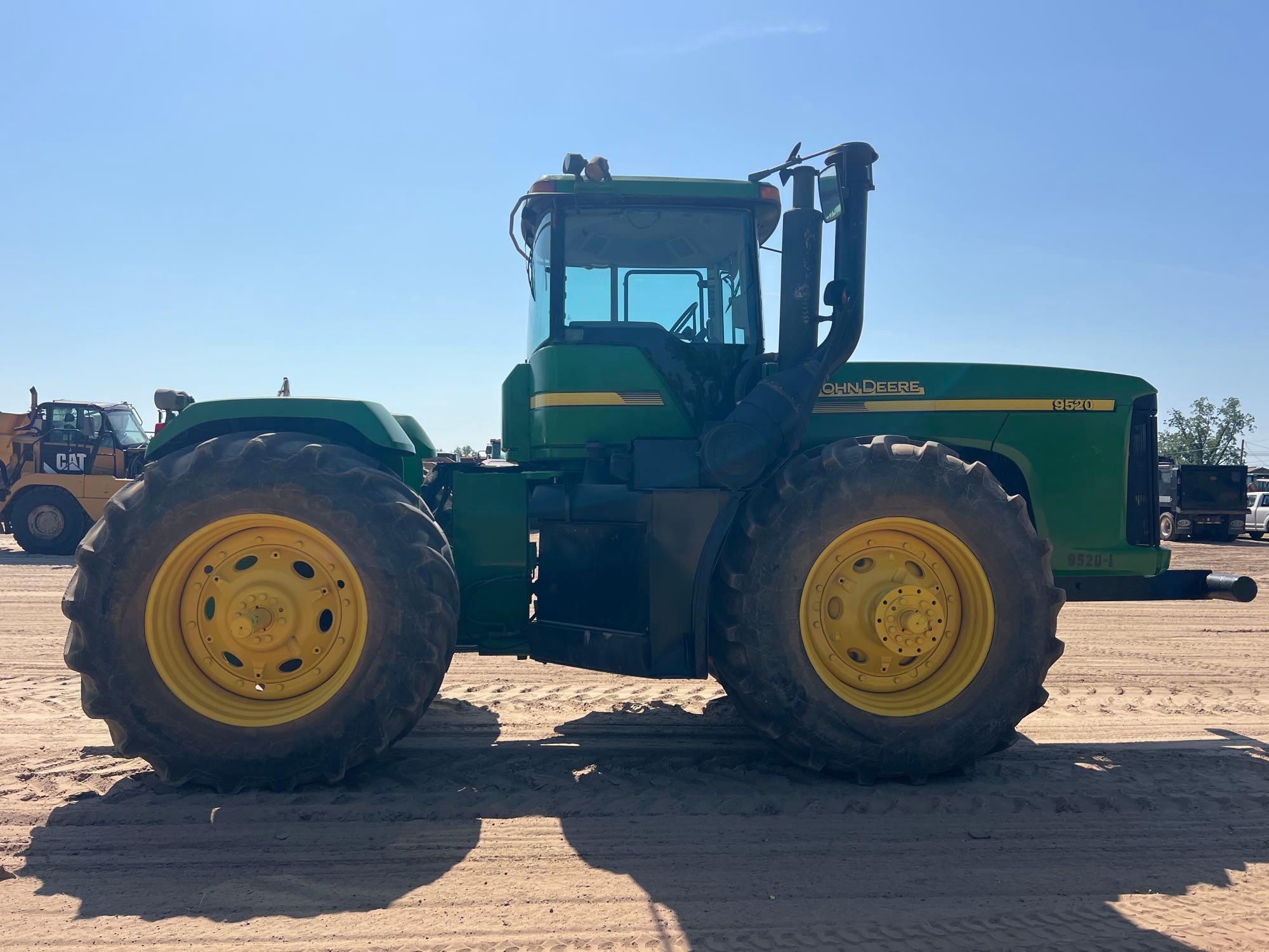 John Deere 9520